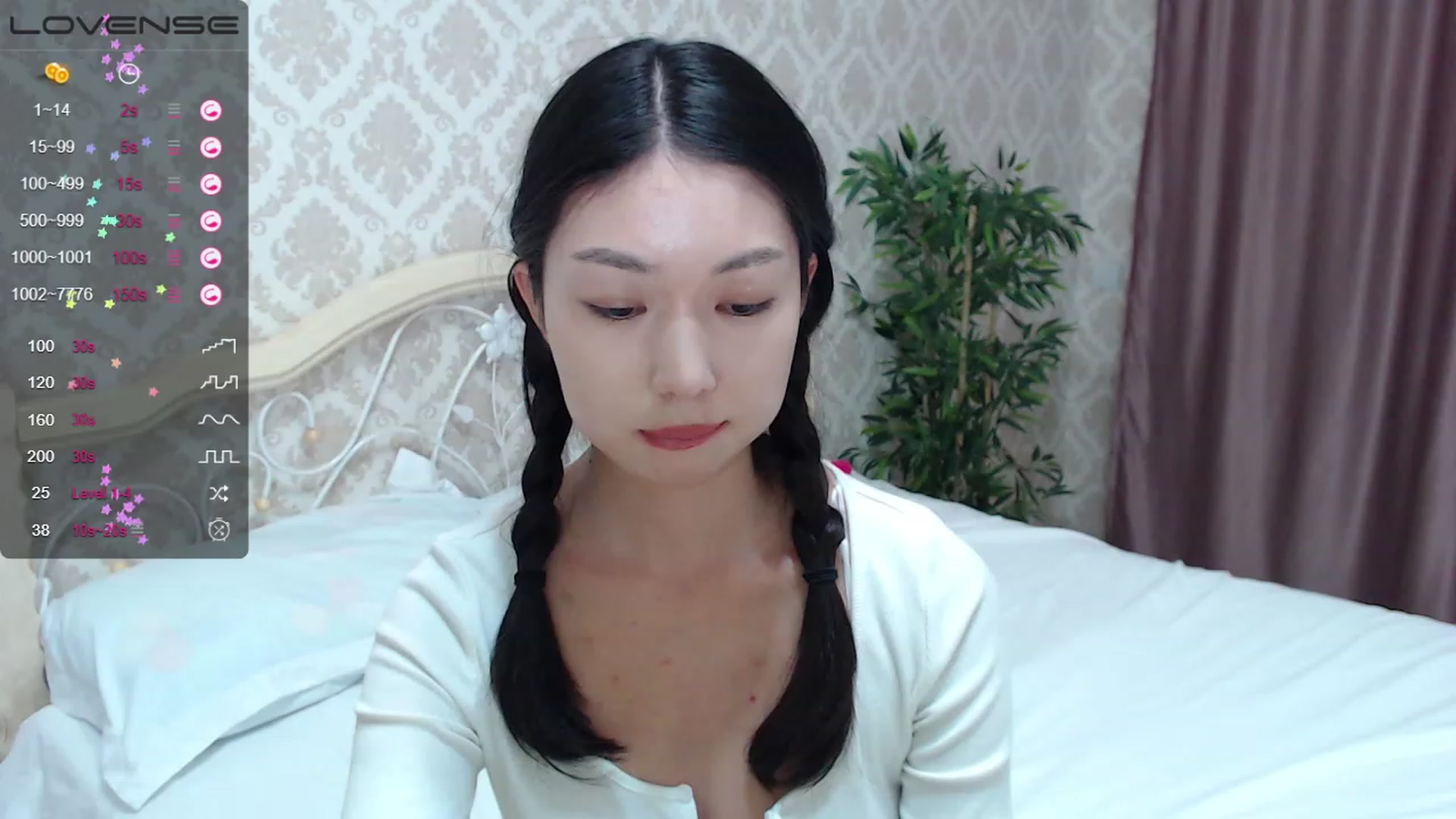 Gallery image thumbnail from blackfoxi's myfreecams stream on, 09/19/2023, 12:59 image 15 of 20