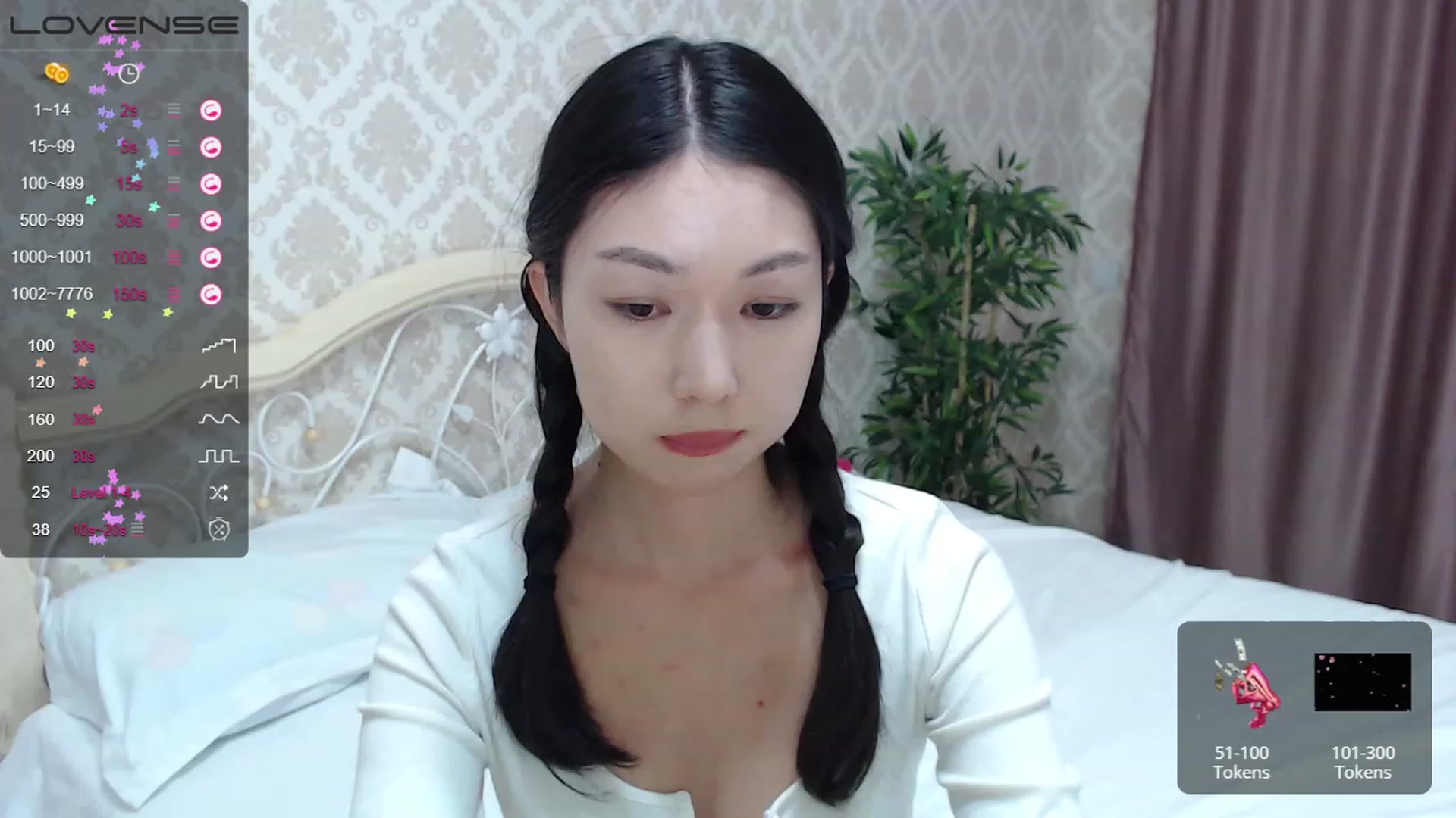 Gallery image thumbnail from blackfoxi's myfreecams stream on, 09/19/2023, 12:59 image 17 of 20