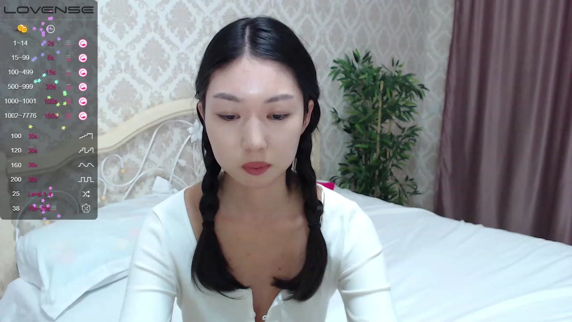Gallery image thumbnail from blackfoxi's myfreecams stream on, 09/19/2023, 15:06 image 19 of 20
