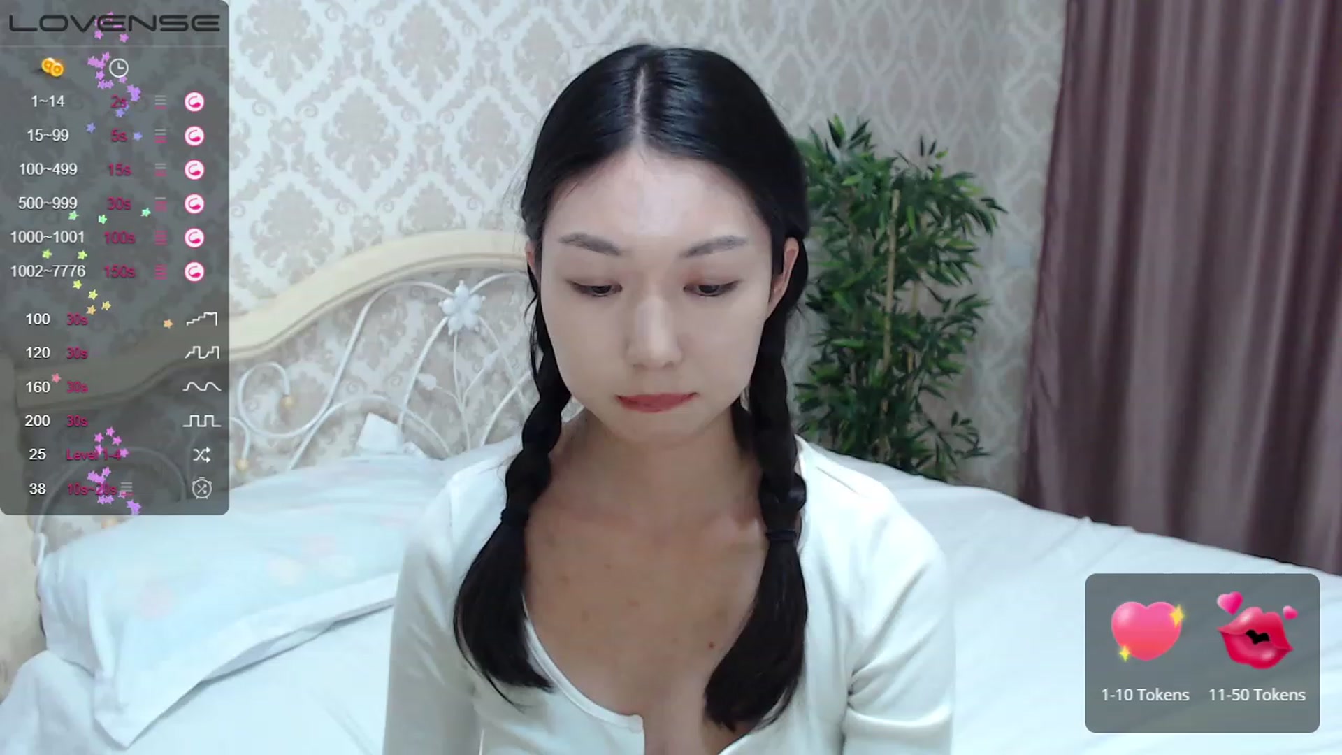 Gallery image thumbnail from blackfoxi's myfreecams stream on, 09/19/2023, 15:06 image 2 of 20