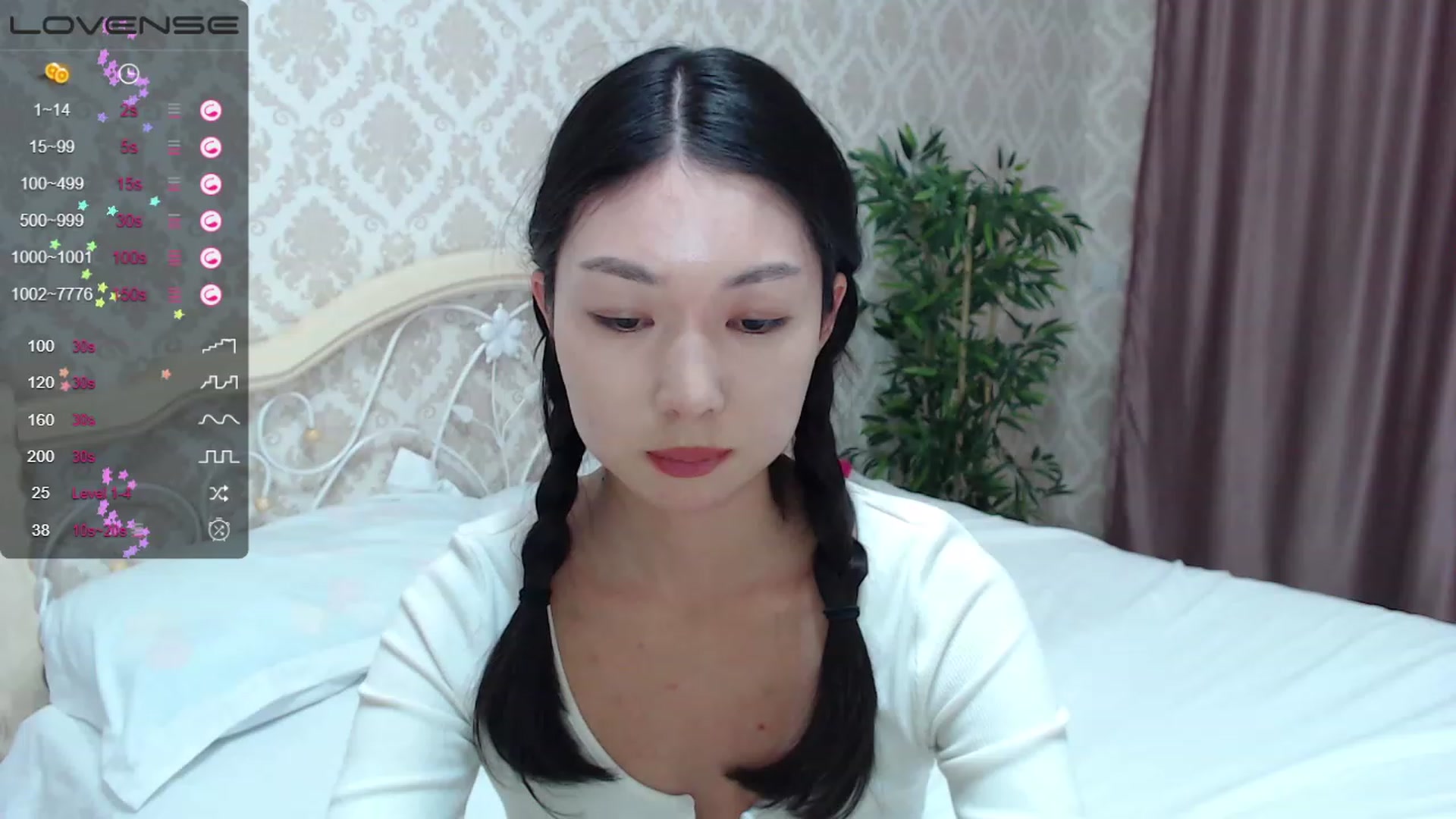 Gallery image thumbnail from blackfoxi's myfreecams stream on, 09/19/2023, 15:06 image 9 of 20