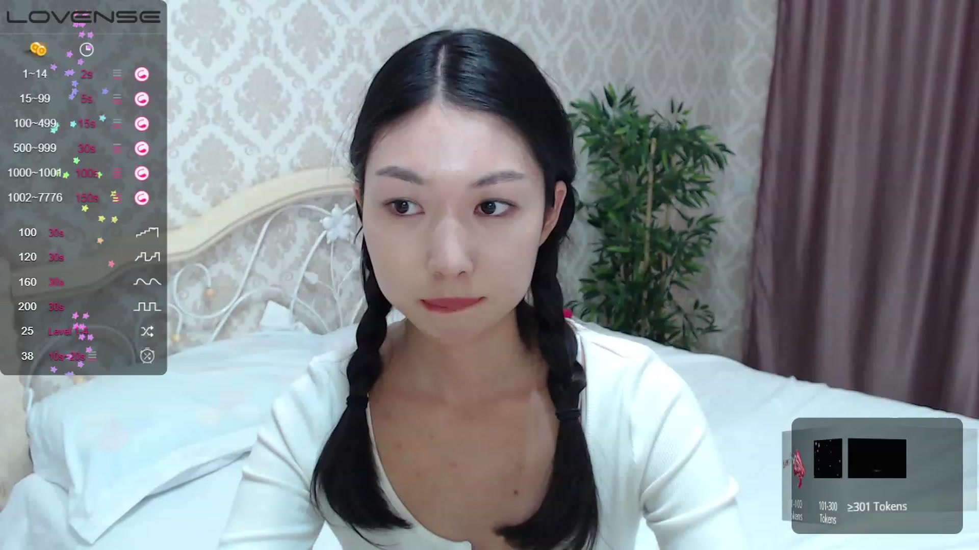 Gallery image thumbnail from blackfoxi's myfreecams stream on, 09/19/2023, 15:06 image 5 of 20