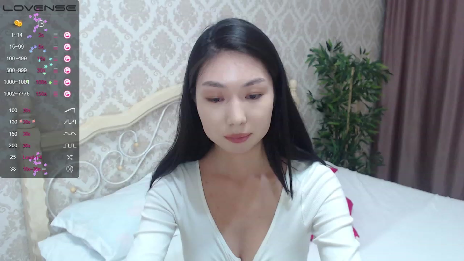Gallery image thumbnail from blackfoxi's myfreecams stream on, 09/22/2023, 14:37 image 7 of 20