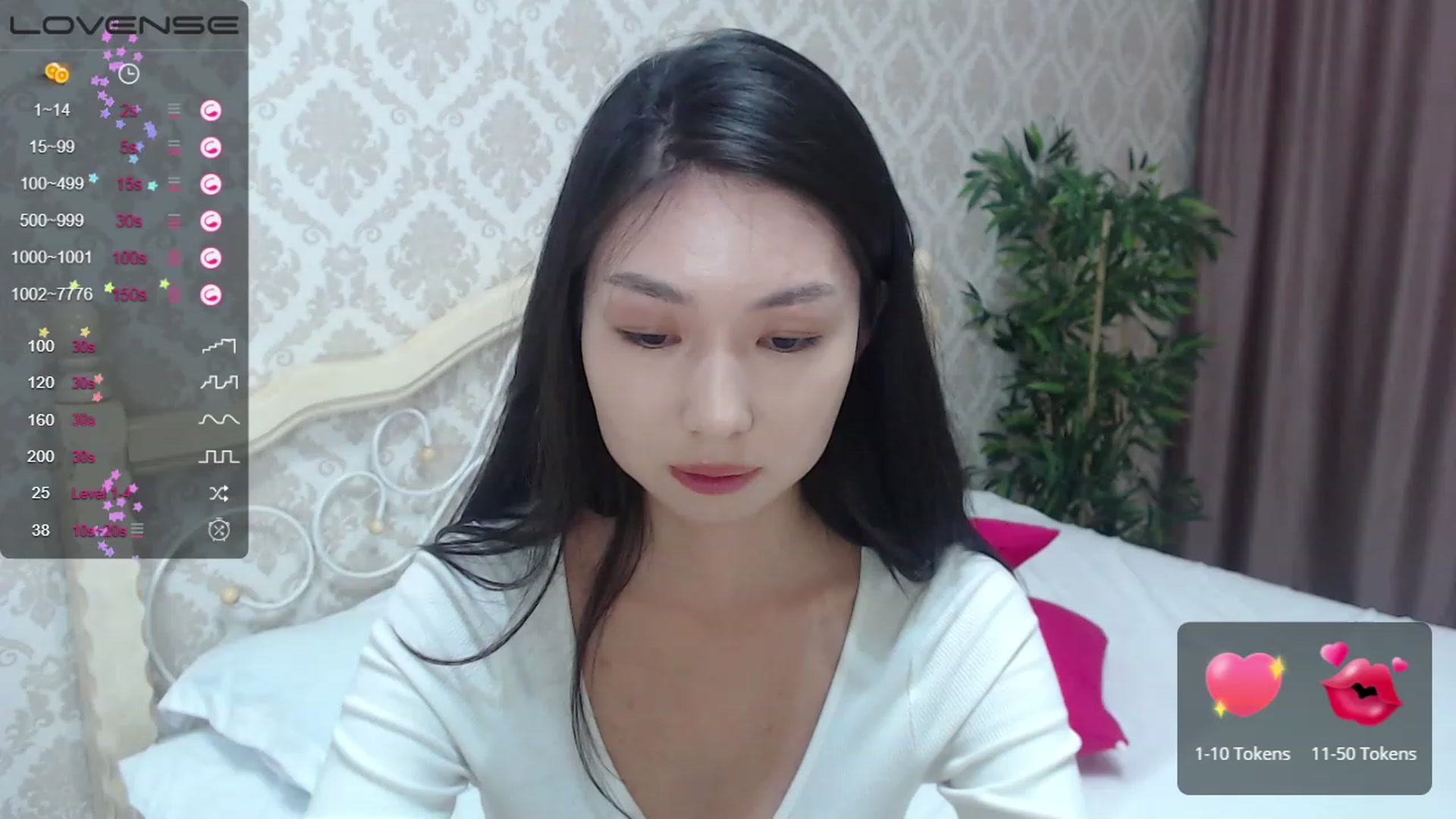 Gallery image thumbnail from blackfoxi's myfreecams stream on, 09/22/2023, 14:37 image 5 of 20