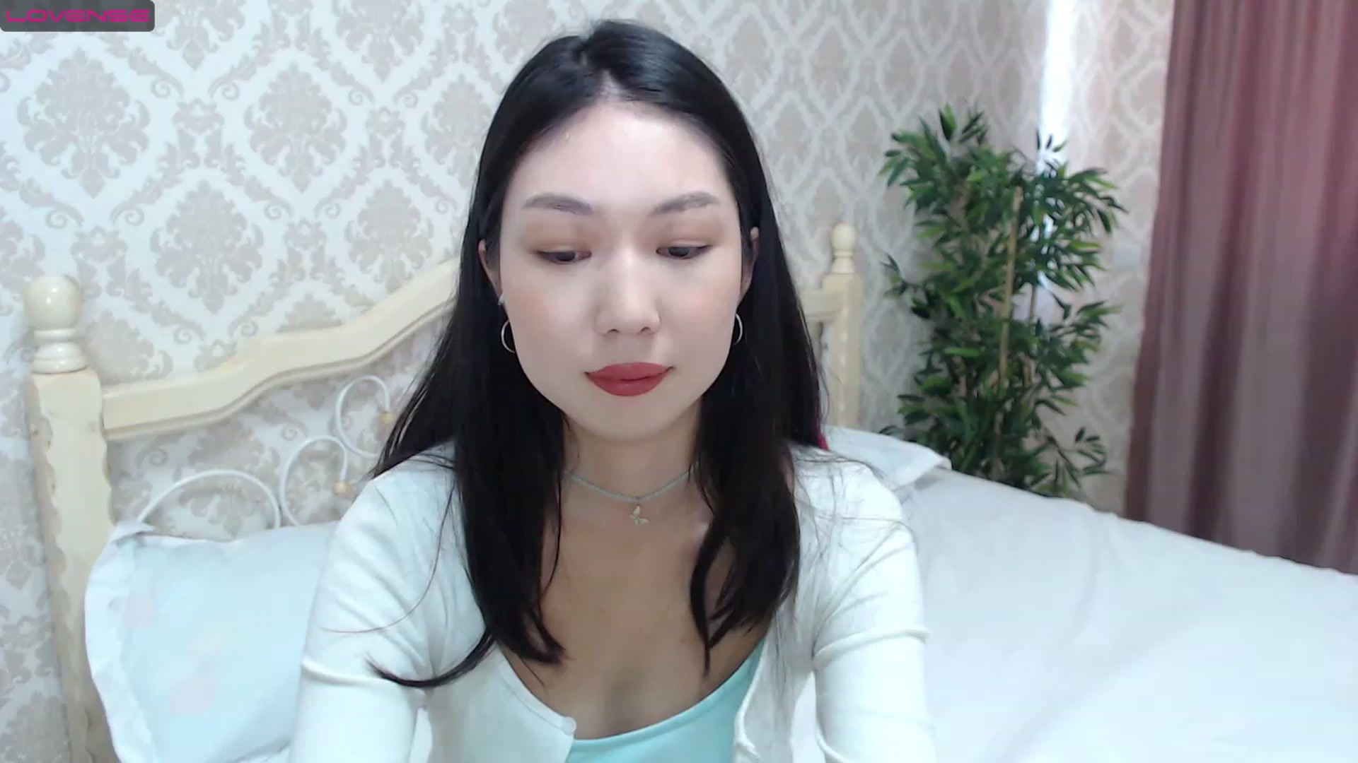 Gallery image thumbnail from blackfoxi's myfreecams stream on, 09/25/2023, 09:19 image 2 of 20