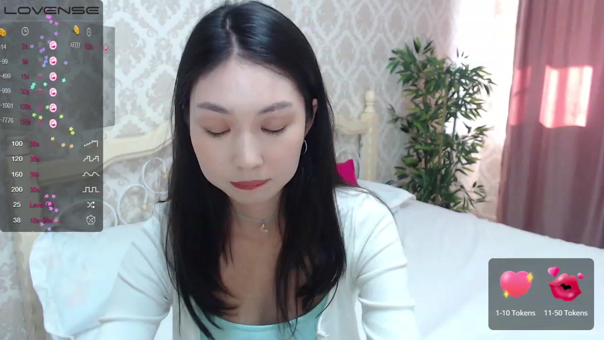 Gallery image thumbnail from blackfoxi's myfreecams stream on, 09/25/2023, 11:24 image 1 of 20