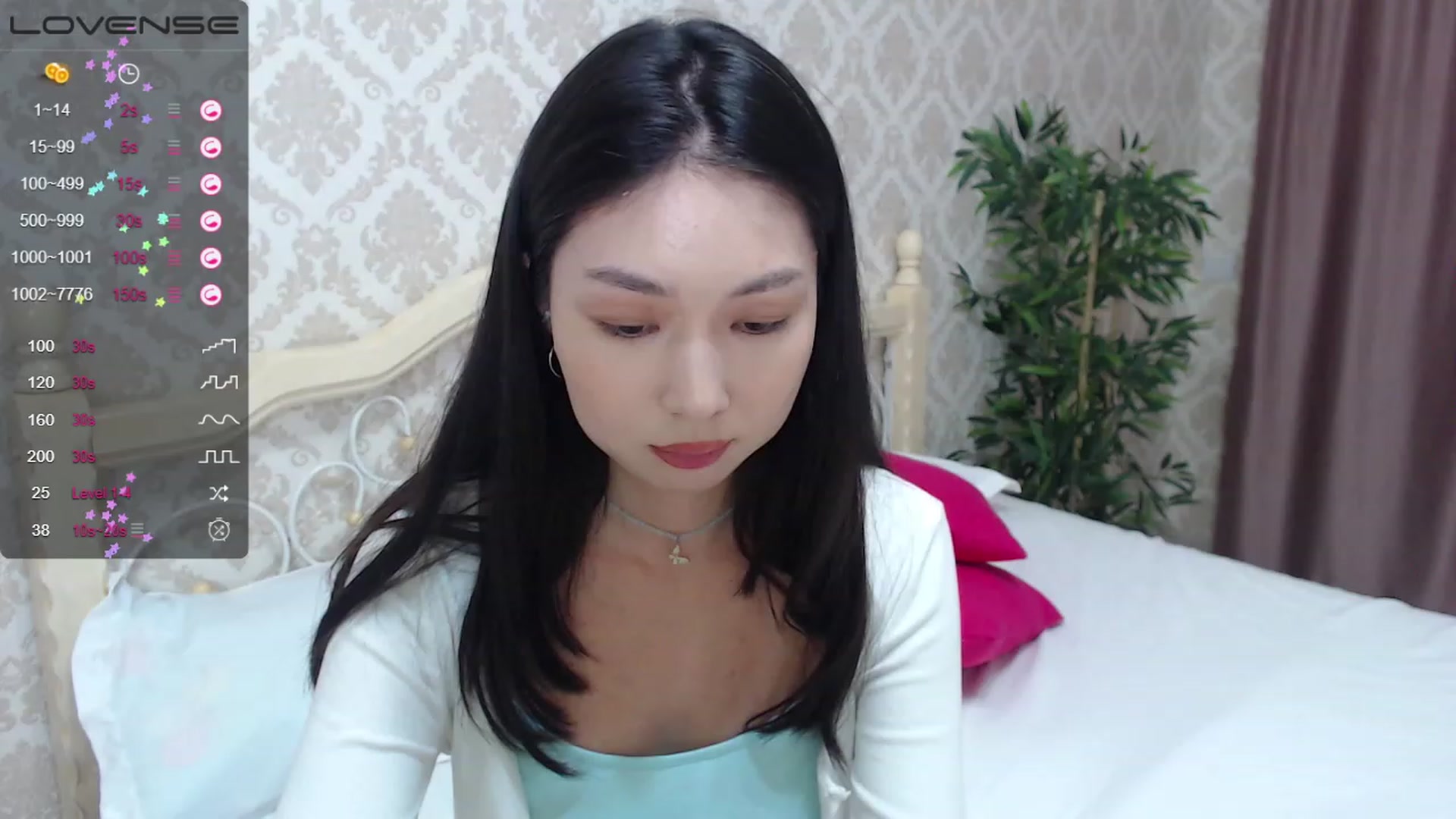 Gallery image thumbnail from blackfoxi's myfreecams stream on, 09/25/2023, 13:14 image 19 of 20