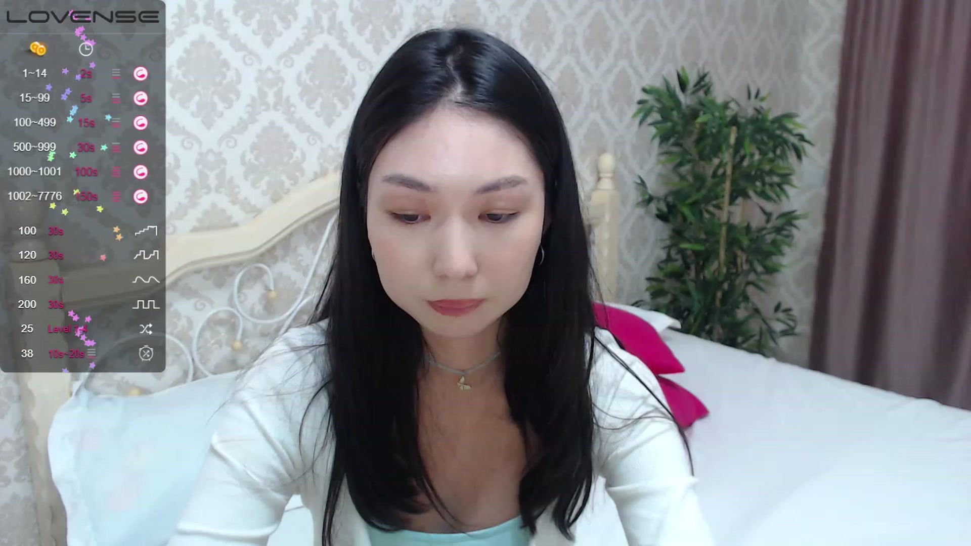 Gallery image thumbnail from blackfoxi's myfreecams stream on, 09/25/2023, 13:51 image 6 of 20