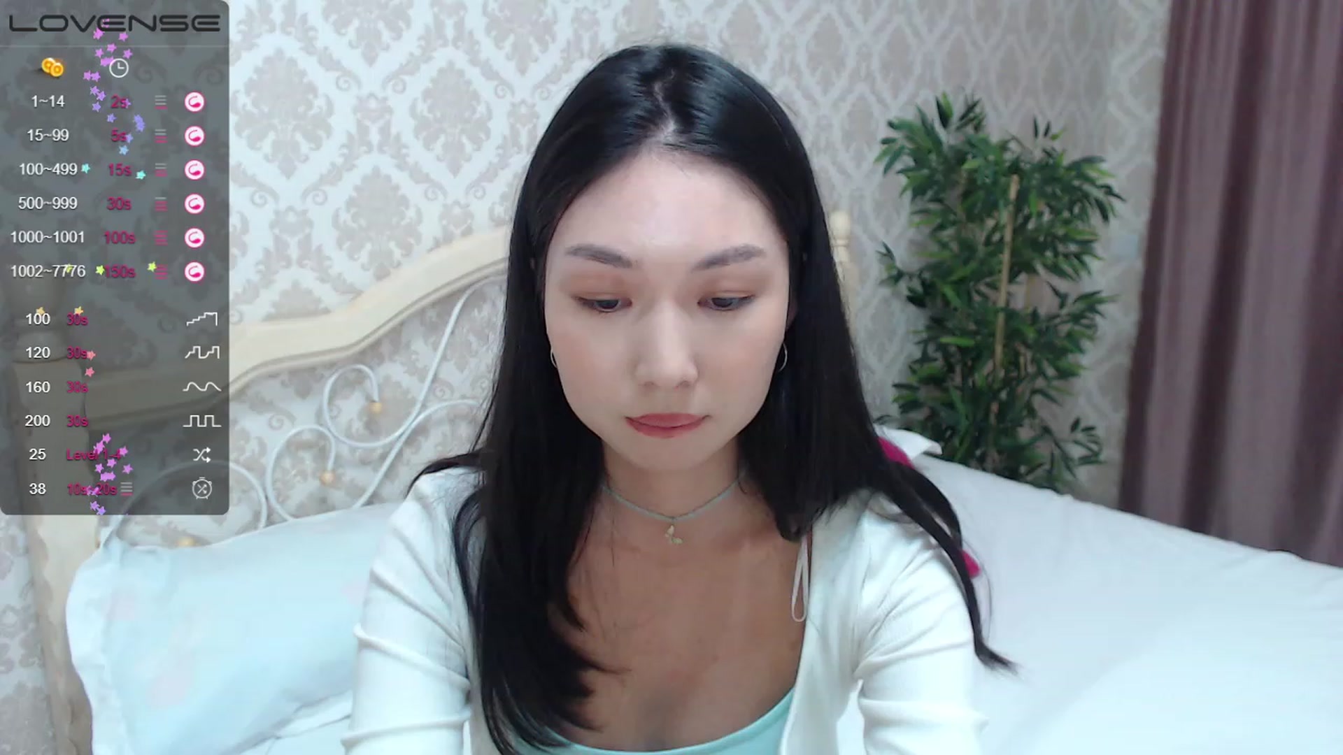 Gallery image thumbnail from blackfoxi's myfreecams stream on, 09/25/2023, 13:51 image 8 of 20