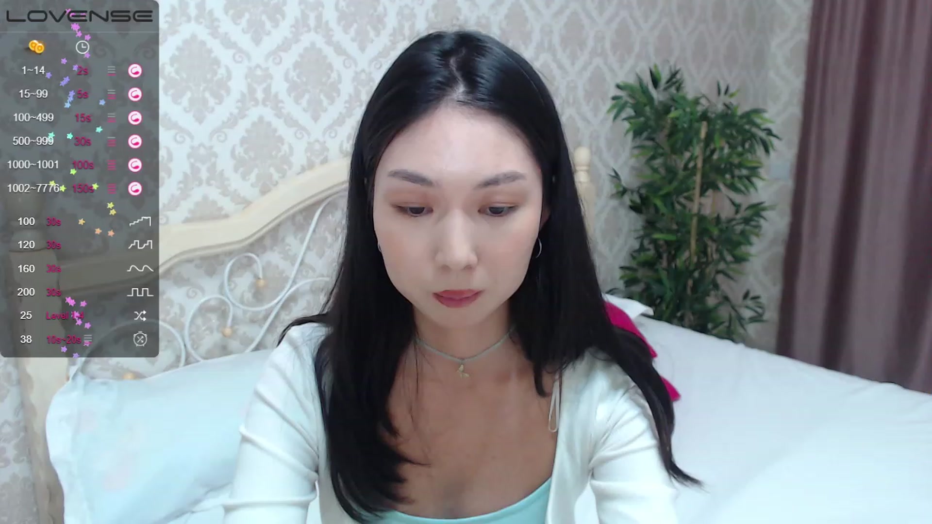 Gallery image thumbnail from blackfoxi's myfreecams stream on, 09/25/2023, 13:51 image 10 of 20