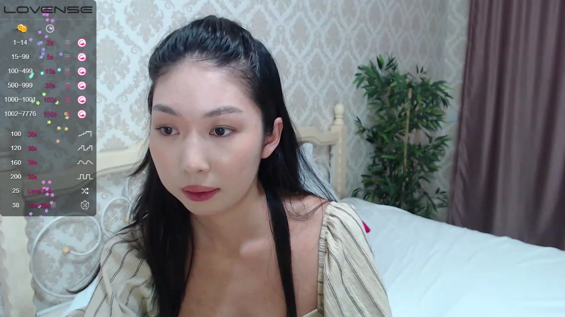 Gallery image thumbnail from blackfoxi's myfreecams stream on, 09/26/2023, 13:52 image 9 of 20