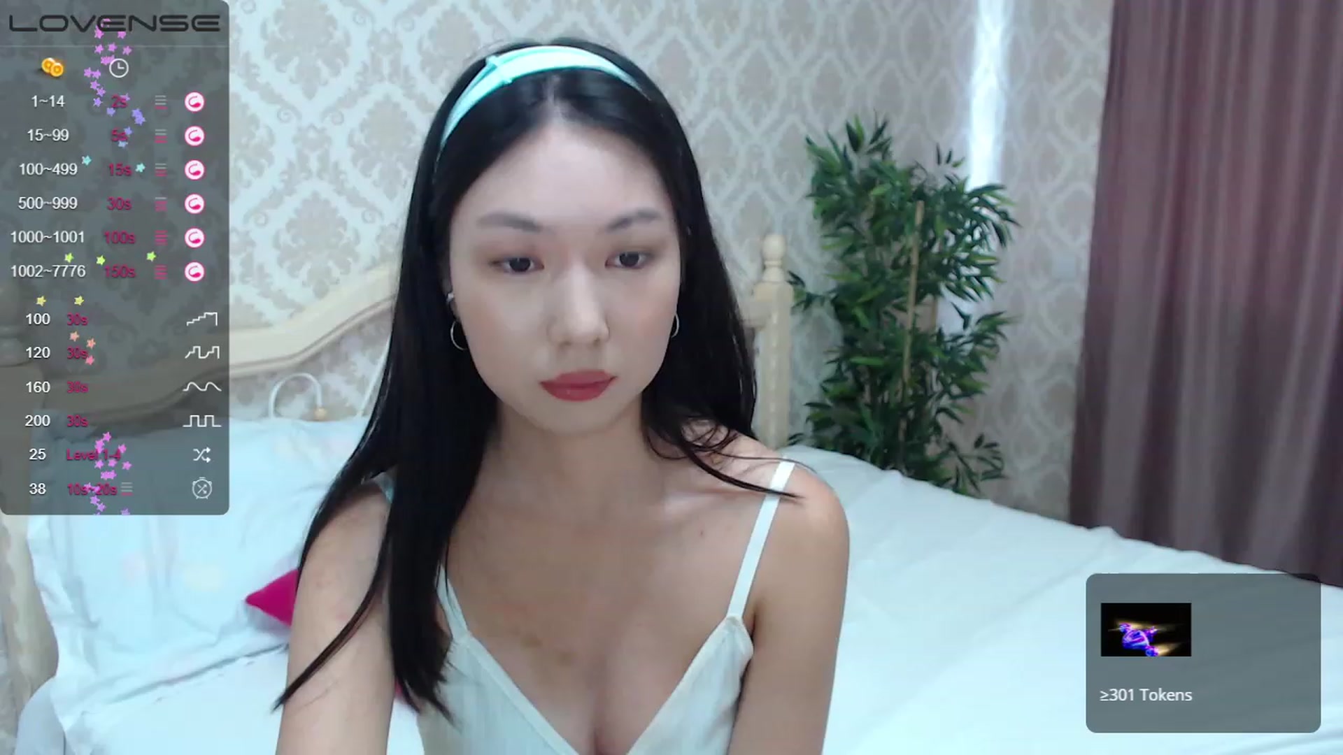 Gallery image thumbnail from blackfoxi's myfreecams stream on, 10/15/2023, 11:34 image 4 of 20