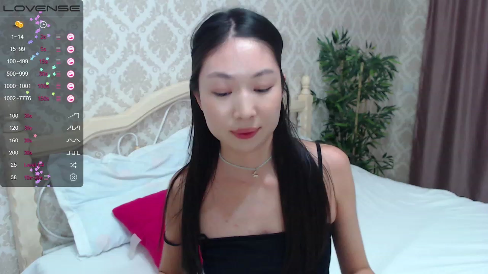 Gallery image thumbnail from blackfoxi's myfreecams stream on, 10/20/2023, 15:29 image 8 of 20