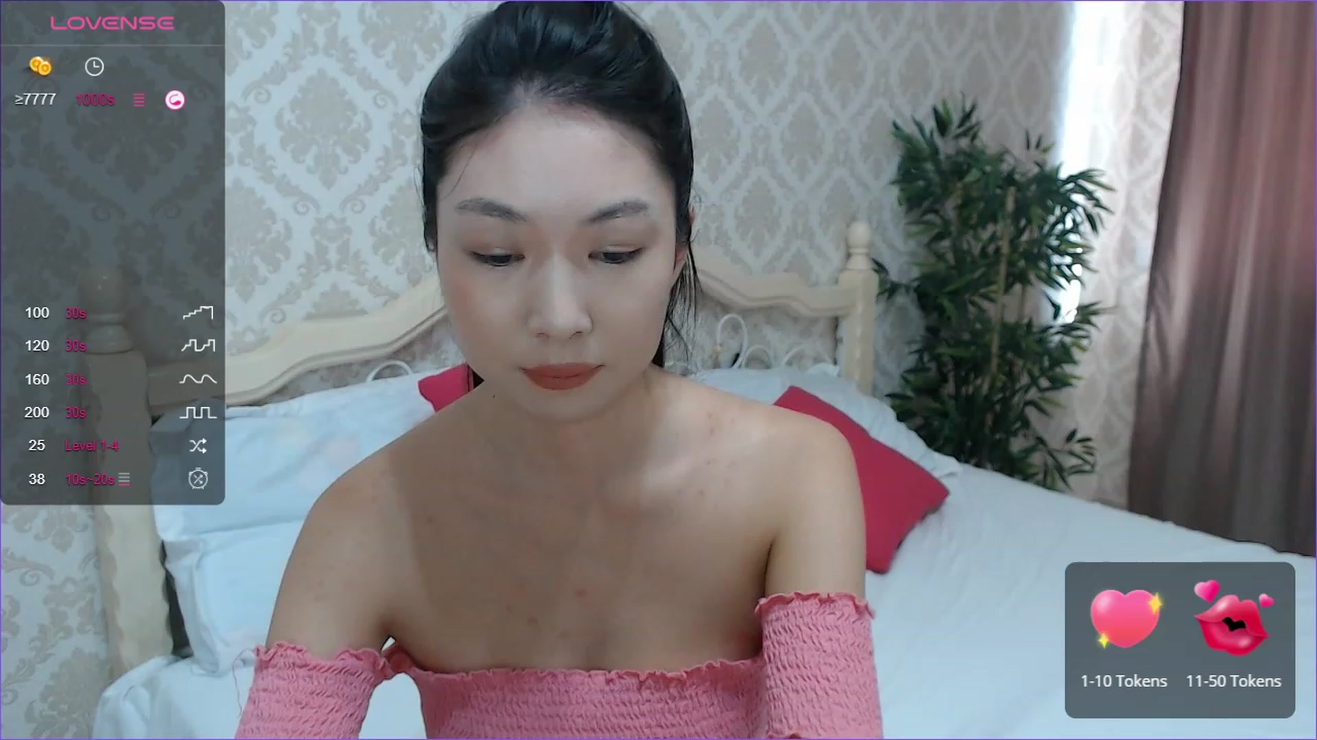 Gallery image thumbnail from blackfoxi's myfreecams stream on, 10/25/2023, 09:01 image 7 of 20