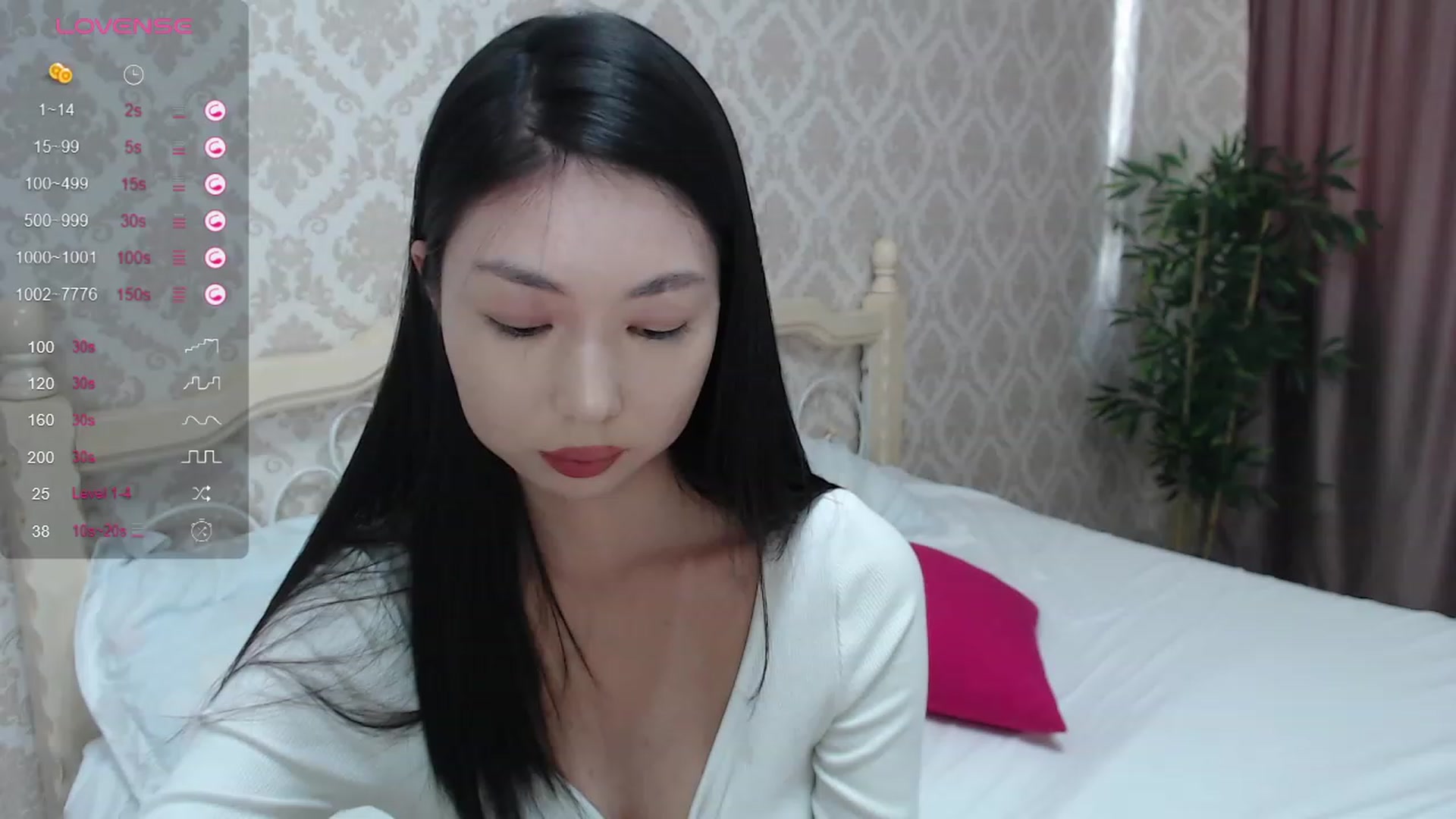 Gallery image thumbnail from blackfoxi's myfreecams stream on, 11/15/2023, 10:36 image 5 of 20