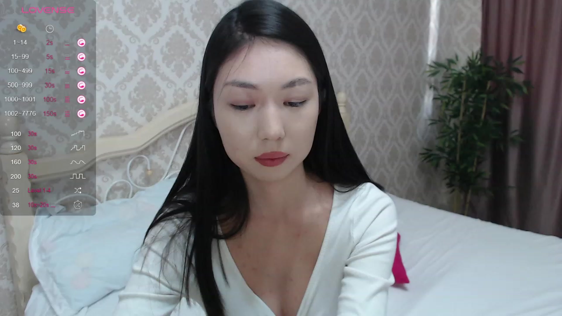 Gallery image thumbnail from blackfoxi's myfreecams stream on, 11/15/2023, 10:36 image 11 of 20