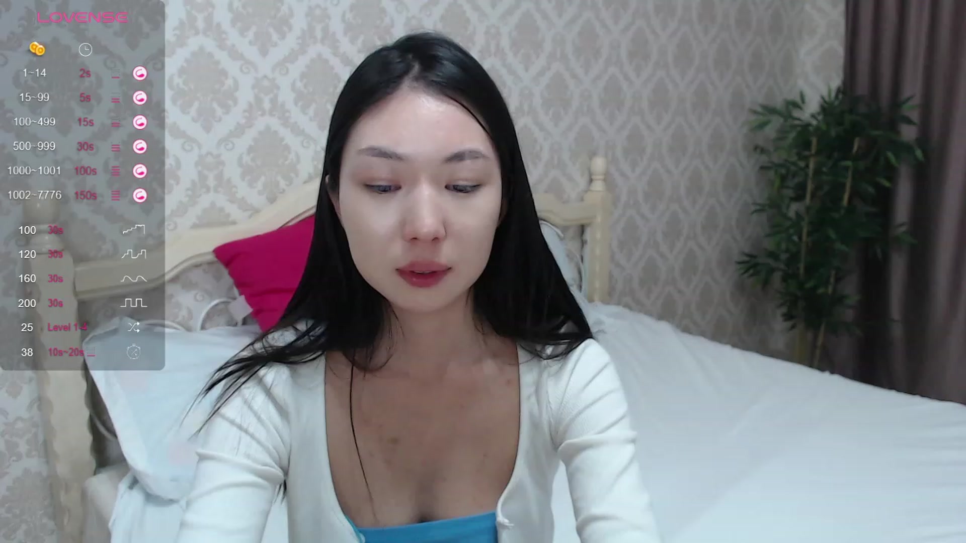 Gallery image thumbnail from blackfoxi's myfreecams stream on, 11/19/2023, 14:05 image 9 of 20