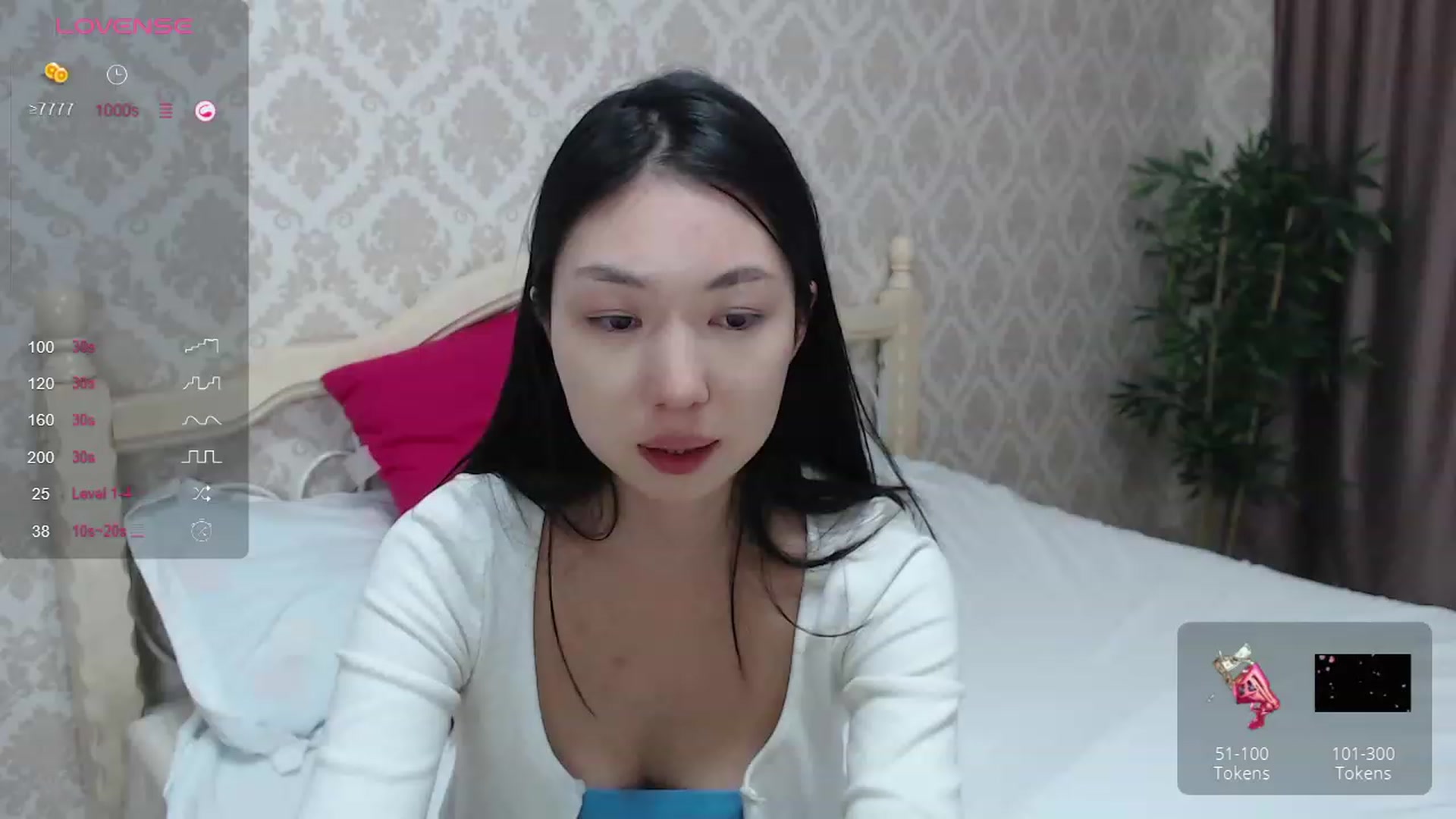 Gallery image thumbnail from blackfoxi's myfreecams stream on, 11/19/2023, 14:05 image 10 of 20