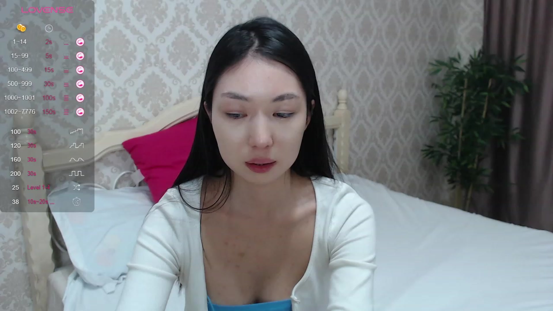 Gallery image thumbnail from blackfoxi's myfreecams stream on, 11/19/2023, 14:05 image 7 of 20