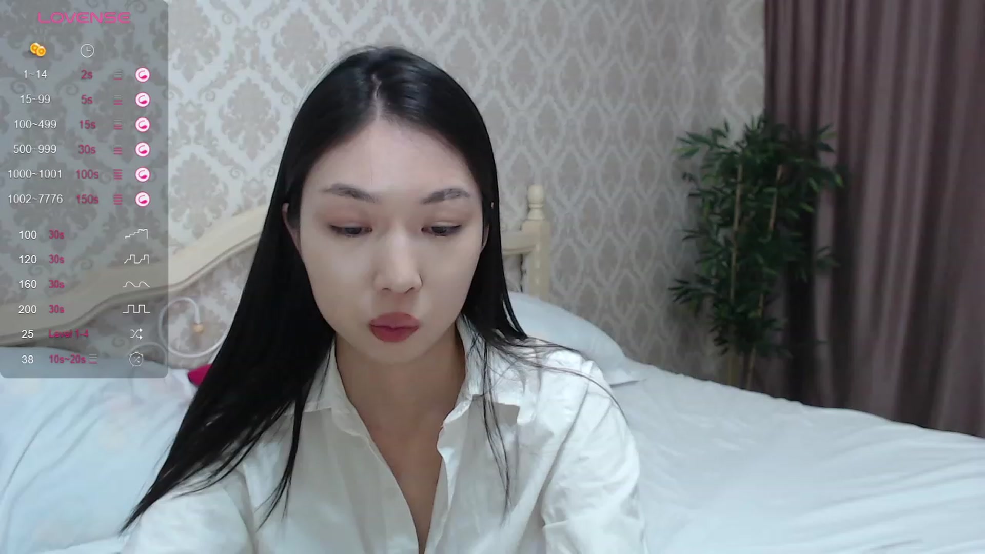 Gallery image thumbnail from blackfoxi's myfreecams stream on, 11/21/2023, 12:07 image 9 of 20