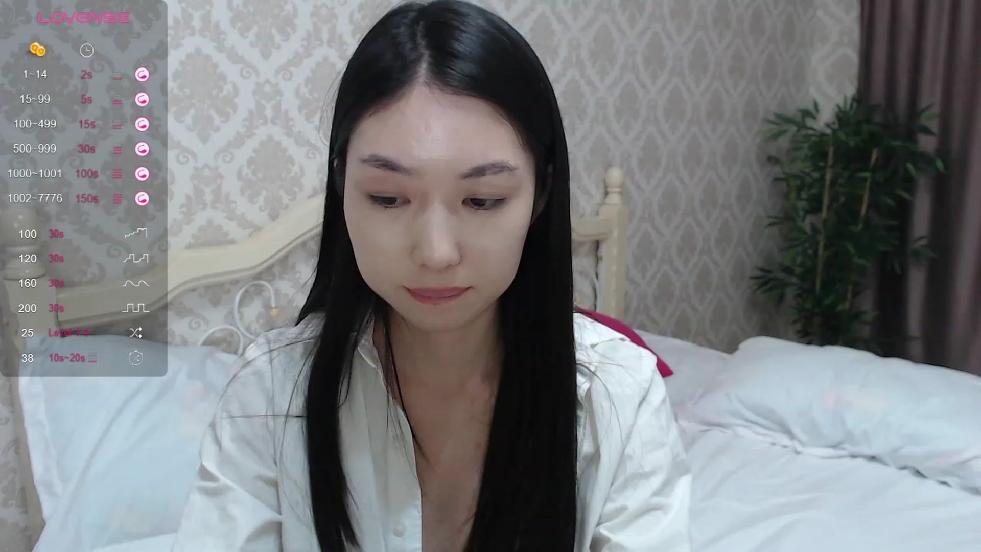 Gallery image thumbnail from blackfoxi's myfreecams stream on, 11/21/2023, 15:19 image 15 of 20