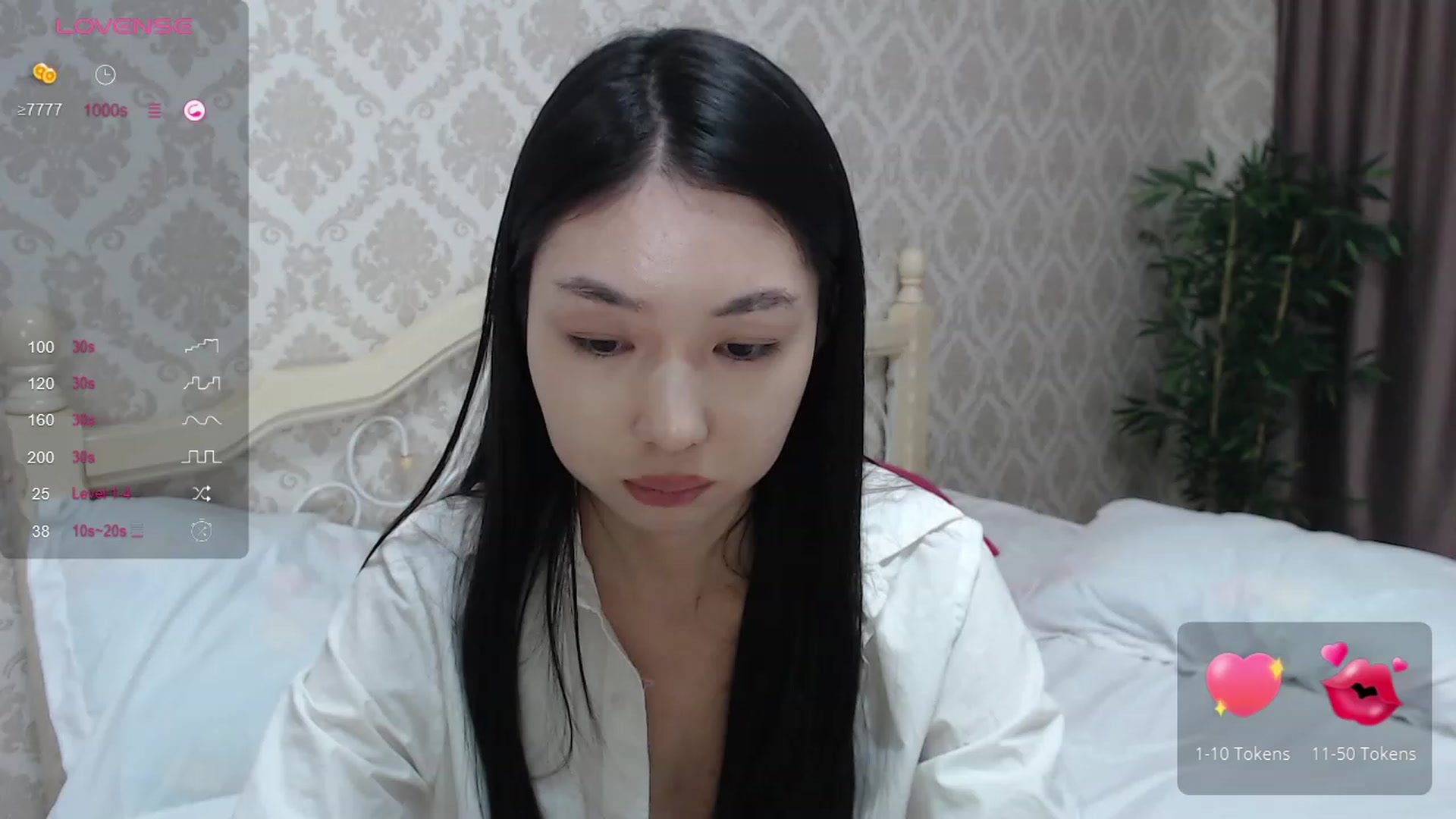 Gallery image thumbnail from blackfoxi's myfreecams stream on, 11/21/2023, 15:19 image 18 of 20