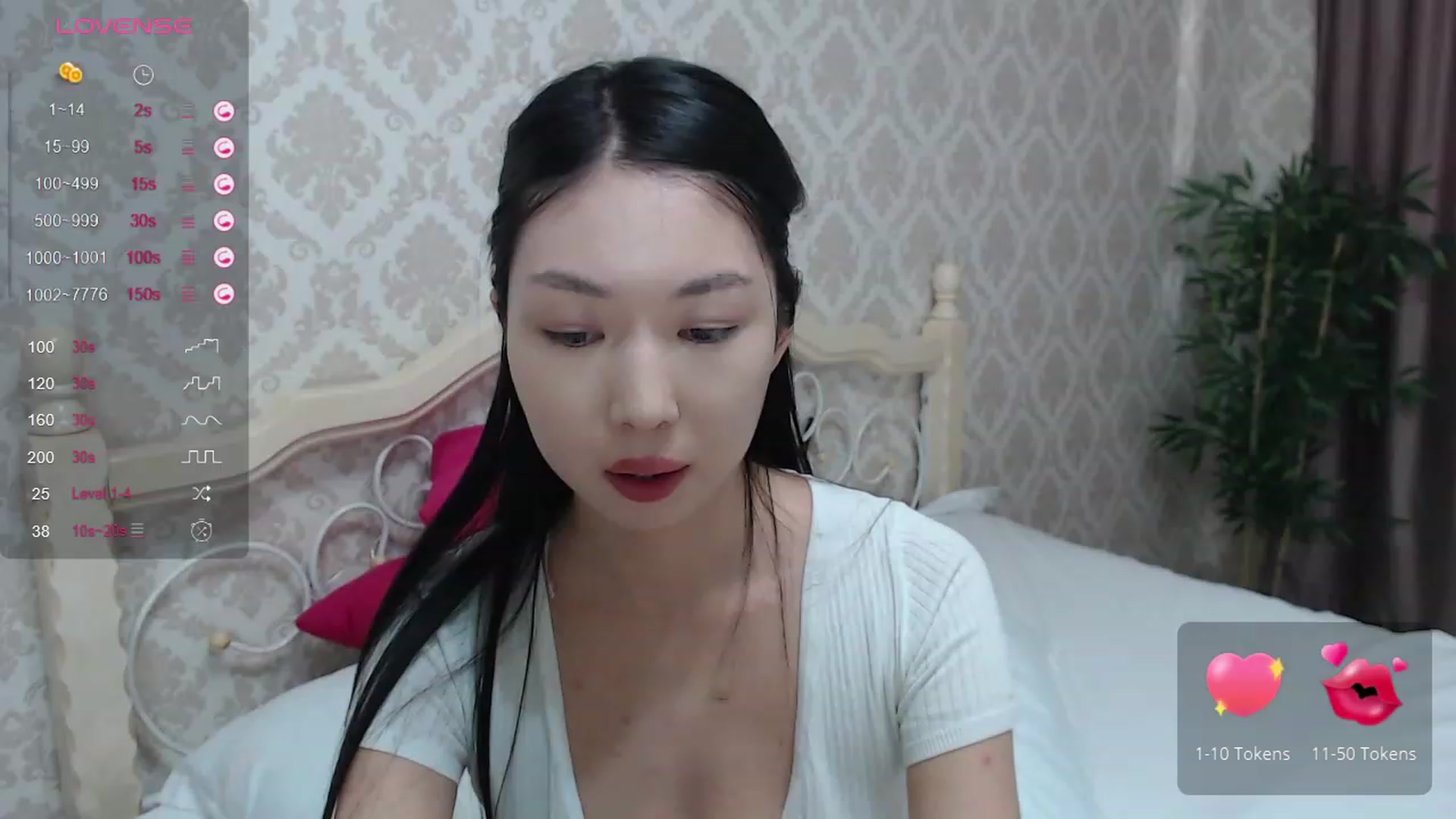 Gallery image thumbnail from blackfoxi's myfreecams stream on, 11/22/2023, 11:11 image 14 of 20