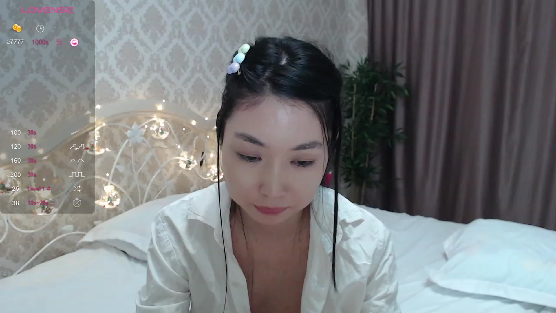 Gallery image thumbnail from blackfoxi's myfreecams stream on, 12/02/2023, 13:16 image 13 of 20