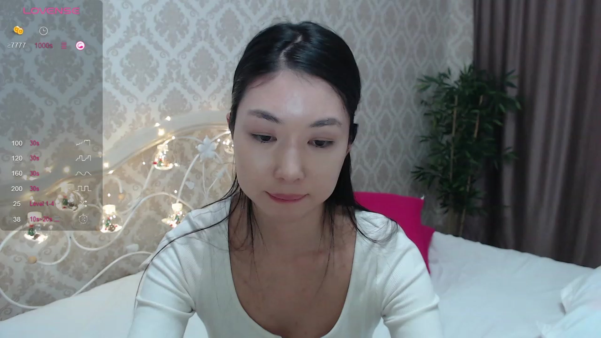 Gallery image thumbnail from blackfoxi's myfreecams stream on, 12/02/2023, 14:27 image 12 of 20