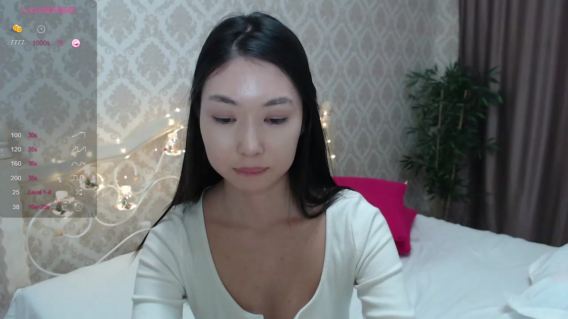 Gallery image thumbnail from blackfoxi's myfreecams stream on, 12/02/2023, 14:27 image 1 of 20