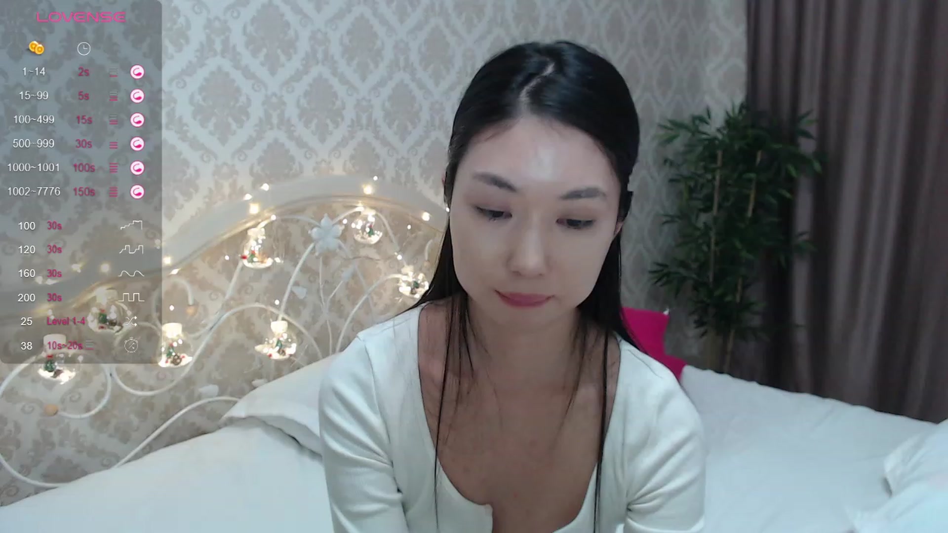 Gallery image thumbnail from blackfoxi's myfreecams stream on, 12/02/2023, 14:27 image 16 of 20
