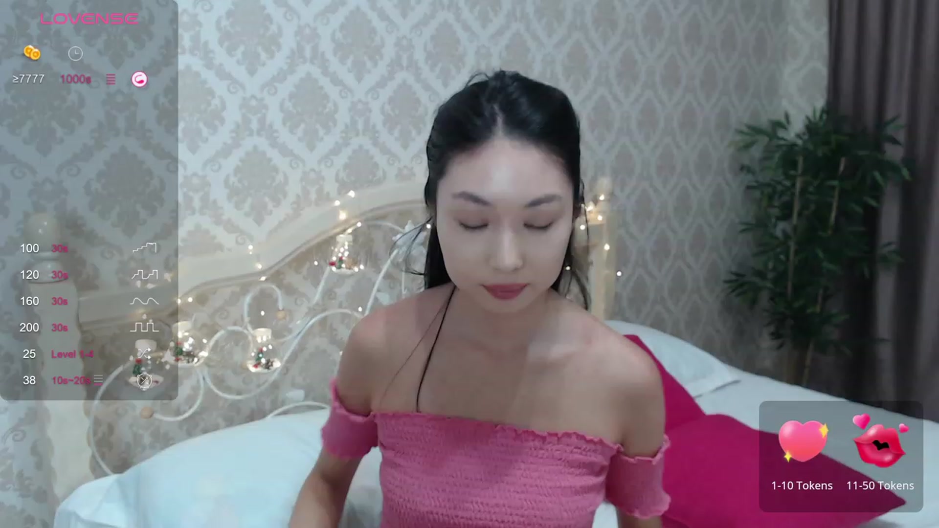 Gallery image thumbnail from blackfoxi's myfreecams stream on, 12/06/2023, 12:58 image 1 of 20