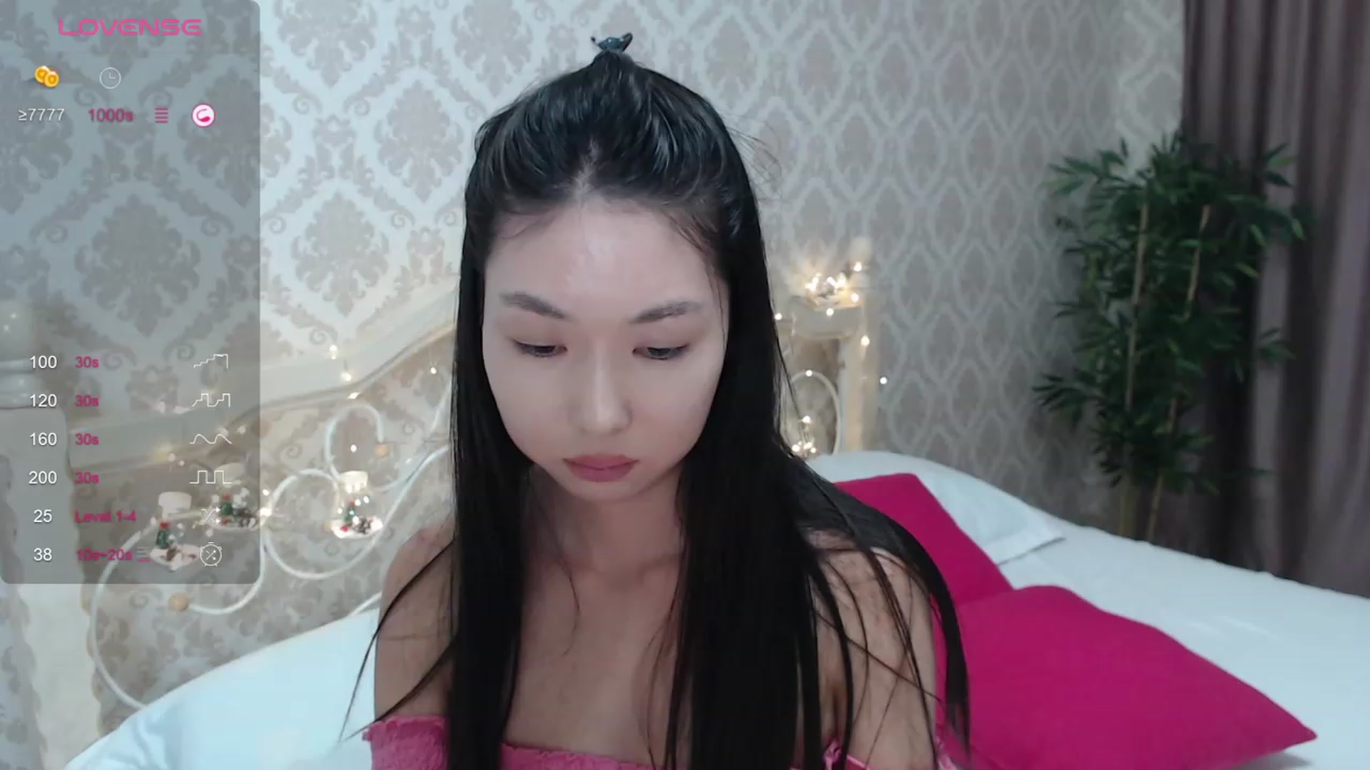 Gallery image thumbnail from blackfoxi's myfreecams stream on, 12/06/2023, 15:49 image 9 of 20