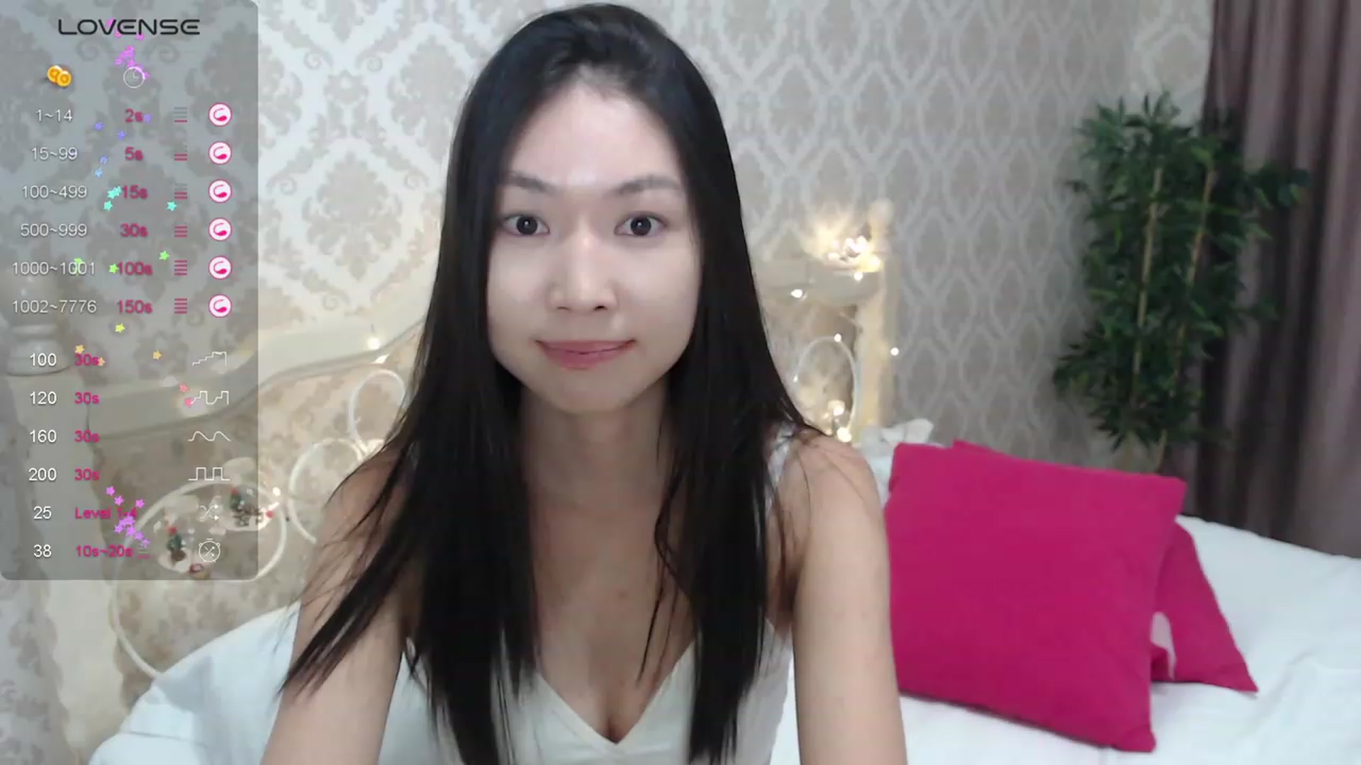 Gallery image thumbnail from blackfoxi's myfreecams stream on, 12/17/2023, 14:39 image 11 of 20