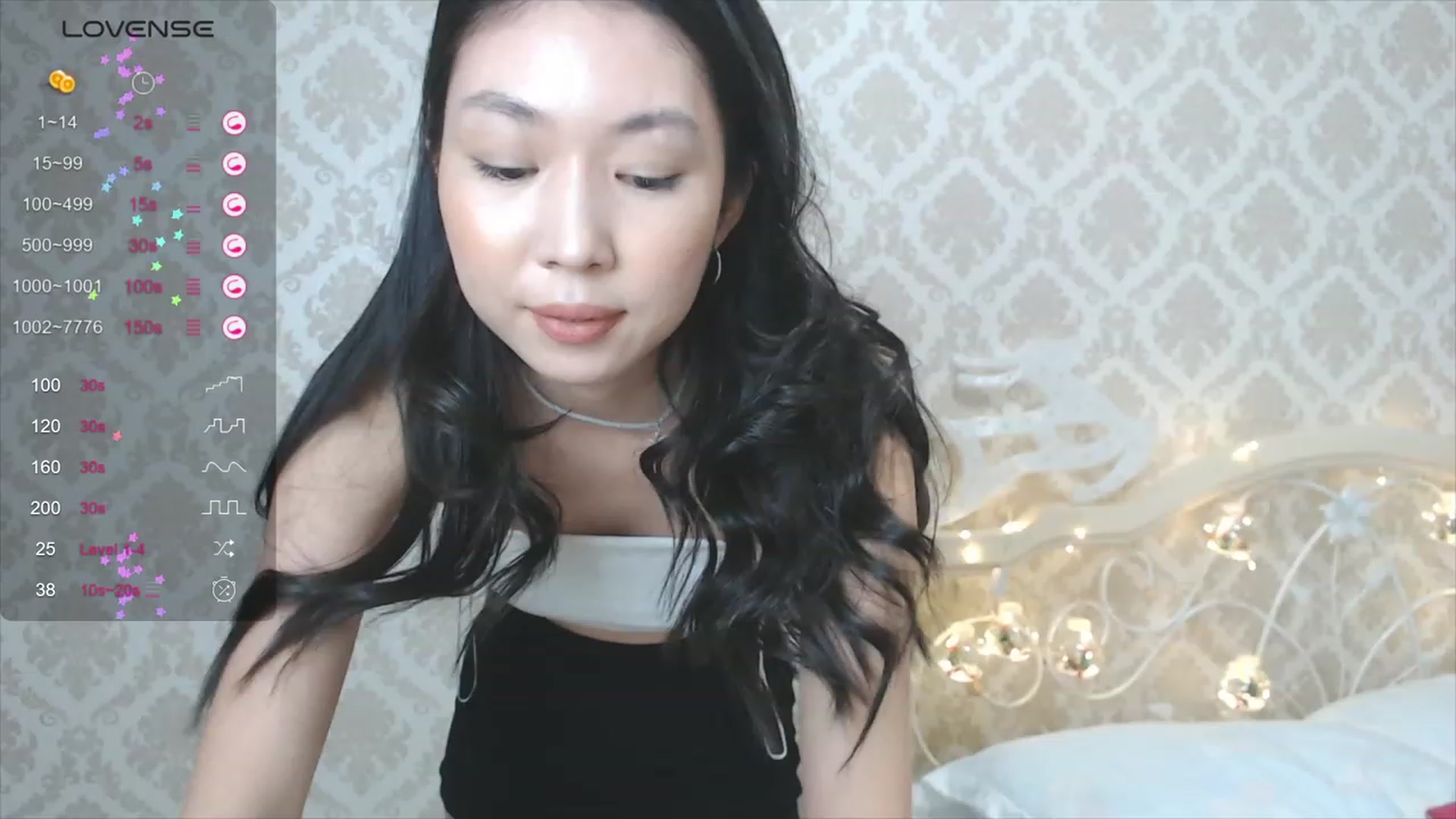 Gallery image thumbnail from blackfoxi's myfreecams stream on, 12/28/2023, 10:56 image 15 of 20