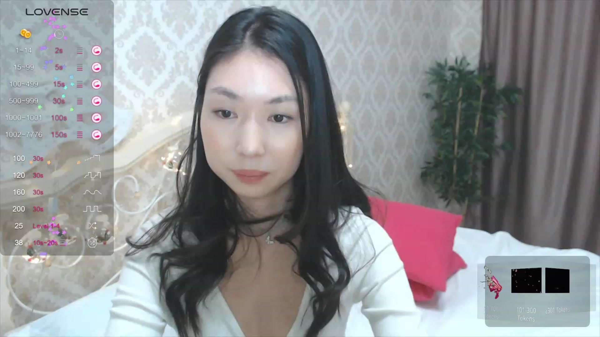 Gallery image thumbnail from blackfoxi's myfreecams stream on, 12/28/2023, 13:20 image 4 of 20