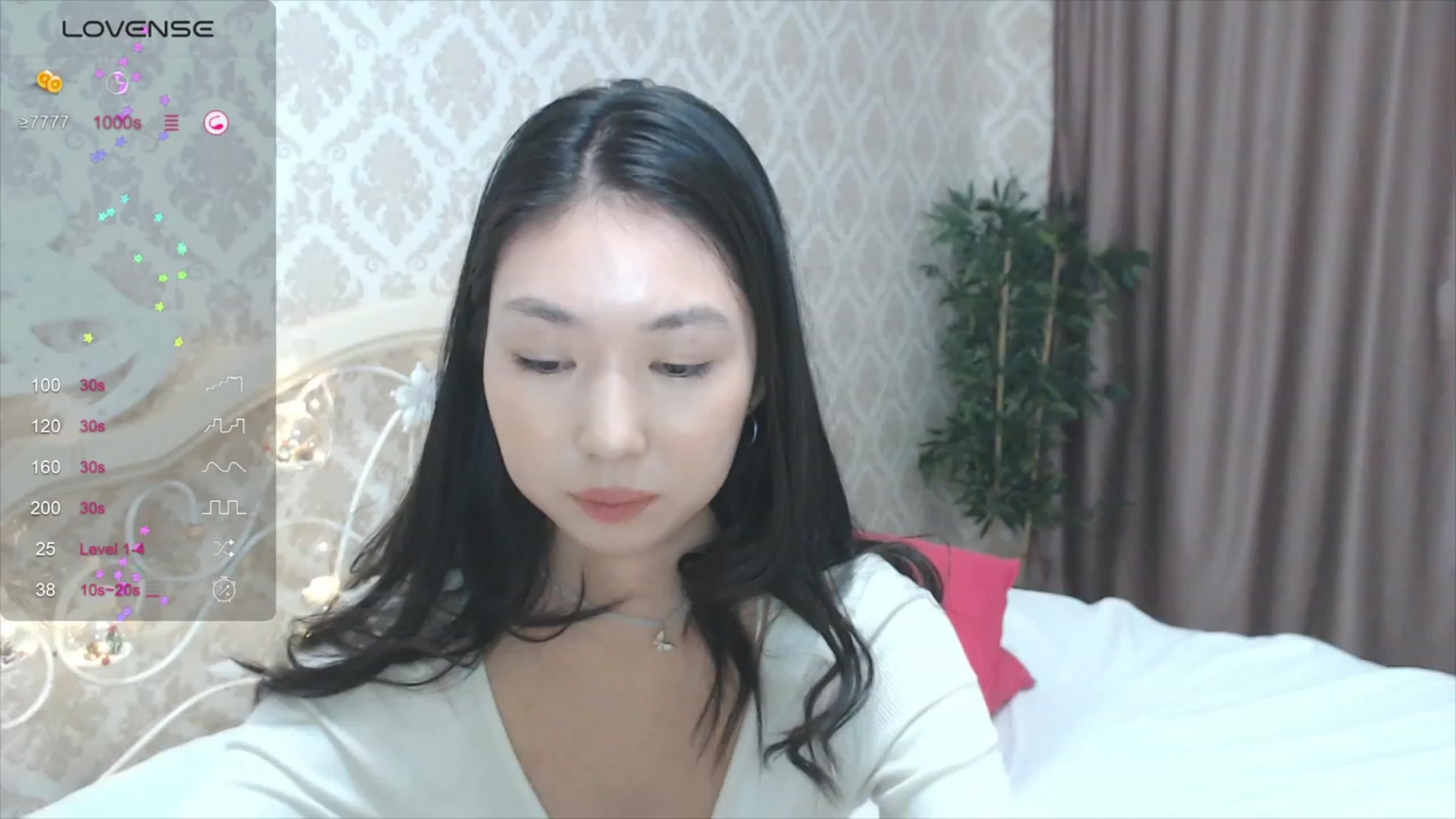 Gallery image thumbnail from blackfoxi's myfreecams stream on, 12/28/2023, 13:20 image 2 of 20