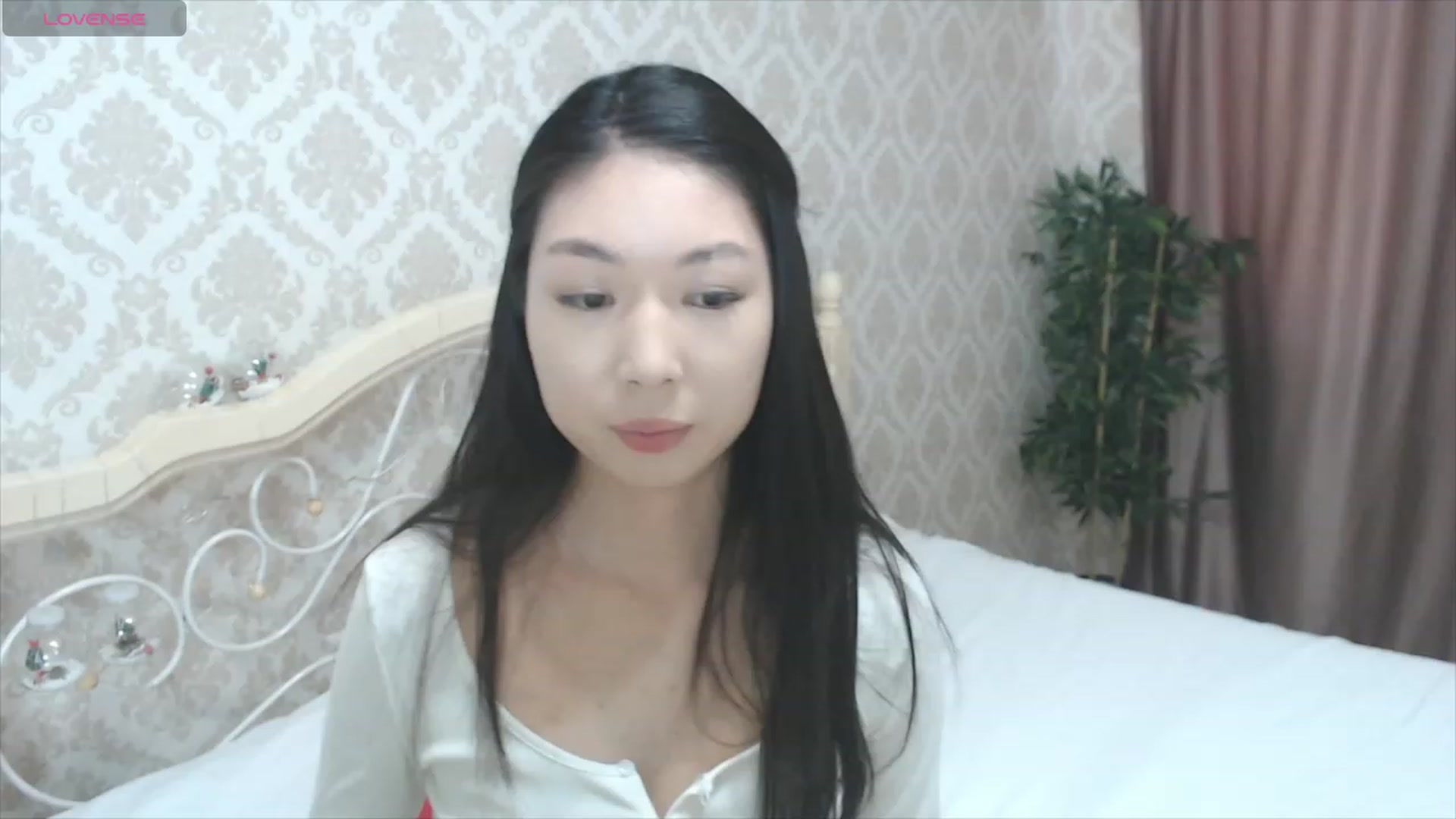 Gallery image thumbnail from blackfoxi's myfreecams stream on, 01/17/2024, 10:15 image 1 of 20