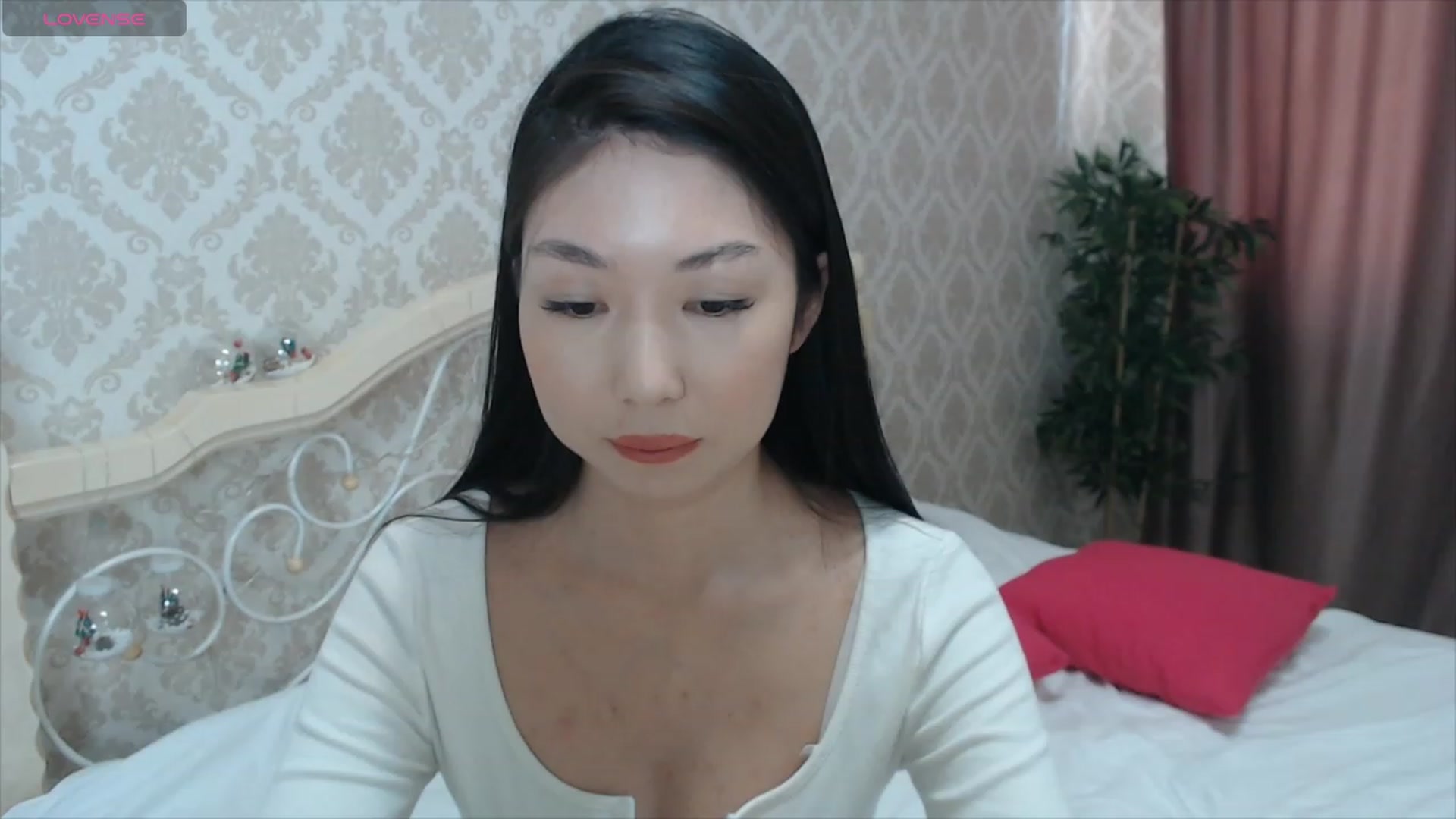 Gallery image thumbnail from blackfoxi's myfreecams stream on, 01/22/2024, 09:17 image 4 of 20