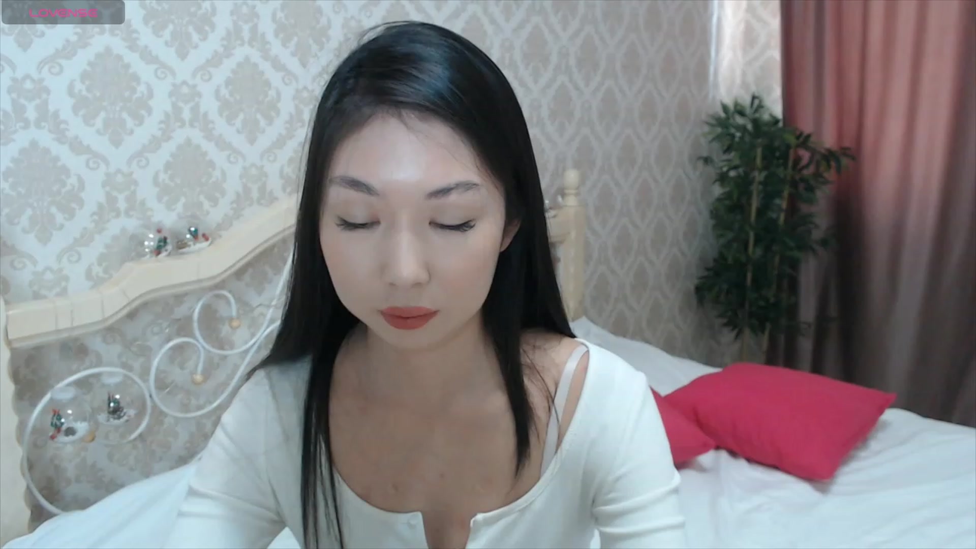 Gallery image thumbnail from blackfoxi's myfreecams stream on, 01/22/2024, 09:17 image 18 of 20