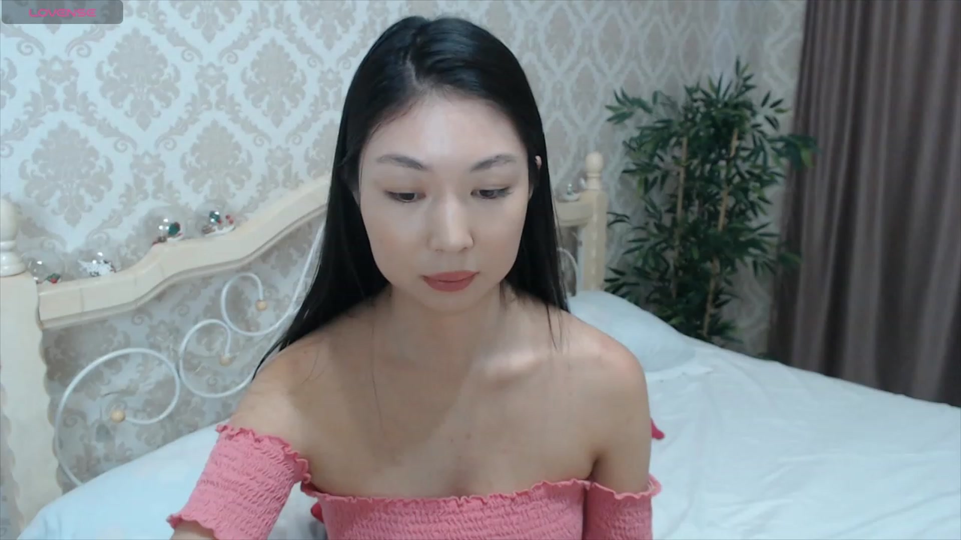 Gallery image thumbnail from blackfoxi's myfreecams stream on, 01/31/2024, 10:56 image 1 of 20
