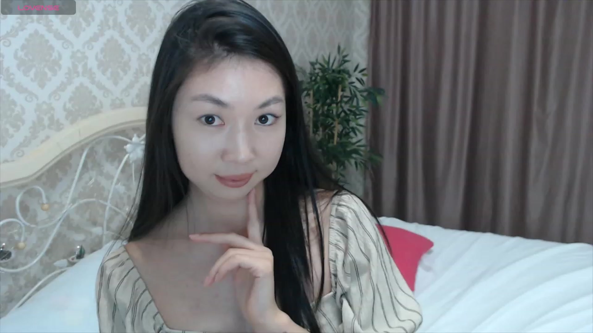 Gallery image thumbnail from blackfoxi's myfreecams stream on, 02/20/2024, 13:29 image 17 of 20