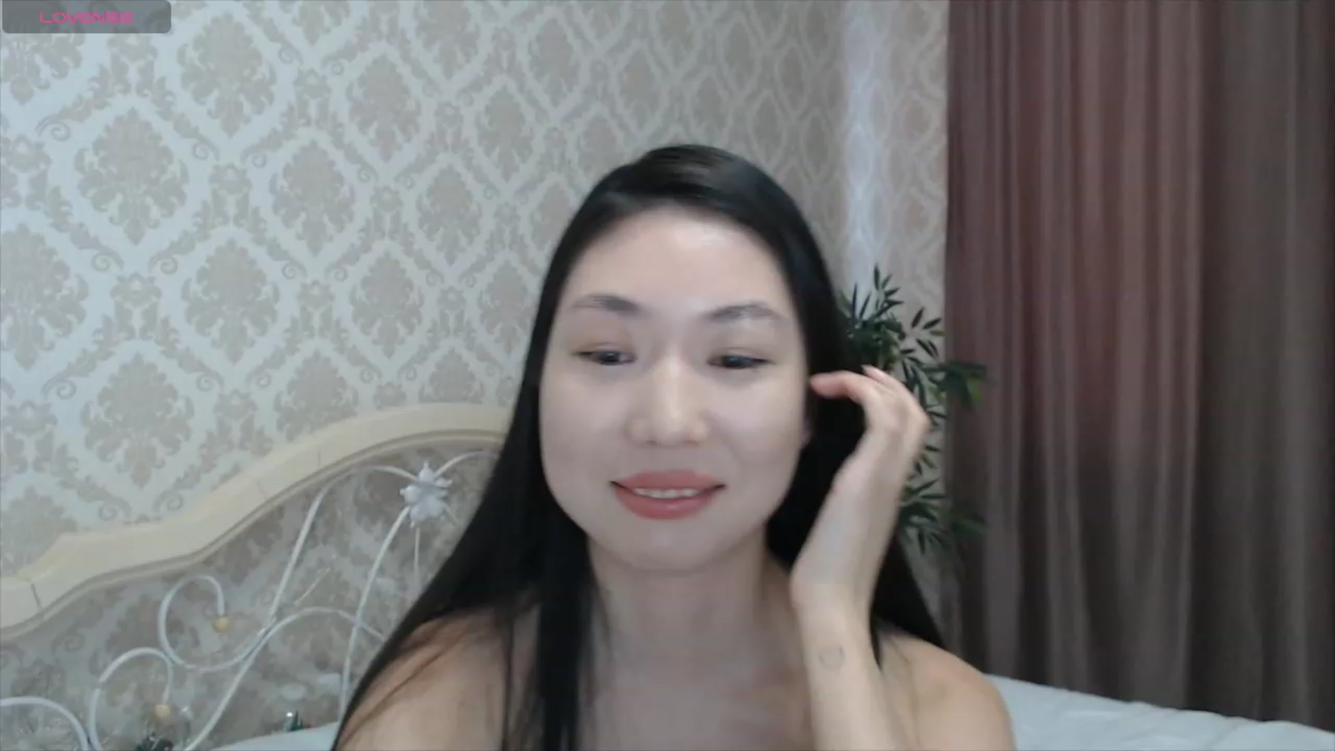 Gallery image thumbnail from blackfoxi's myfreecams stream on, 02/26/2024, 10:34 image 14 of 20