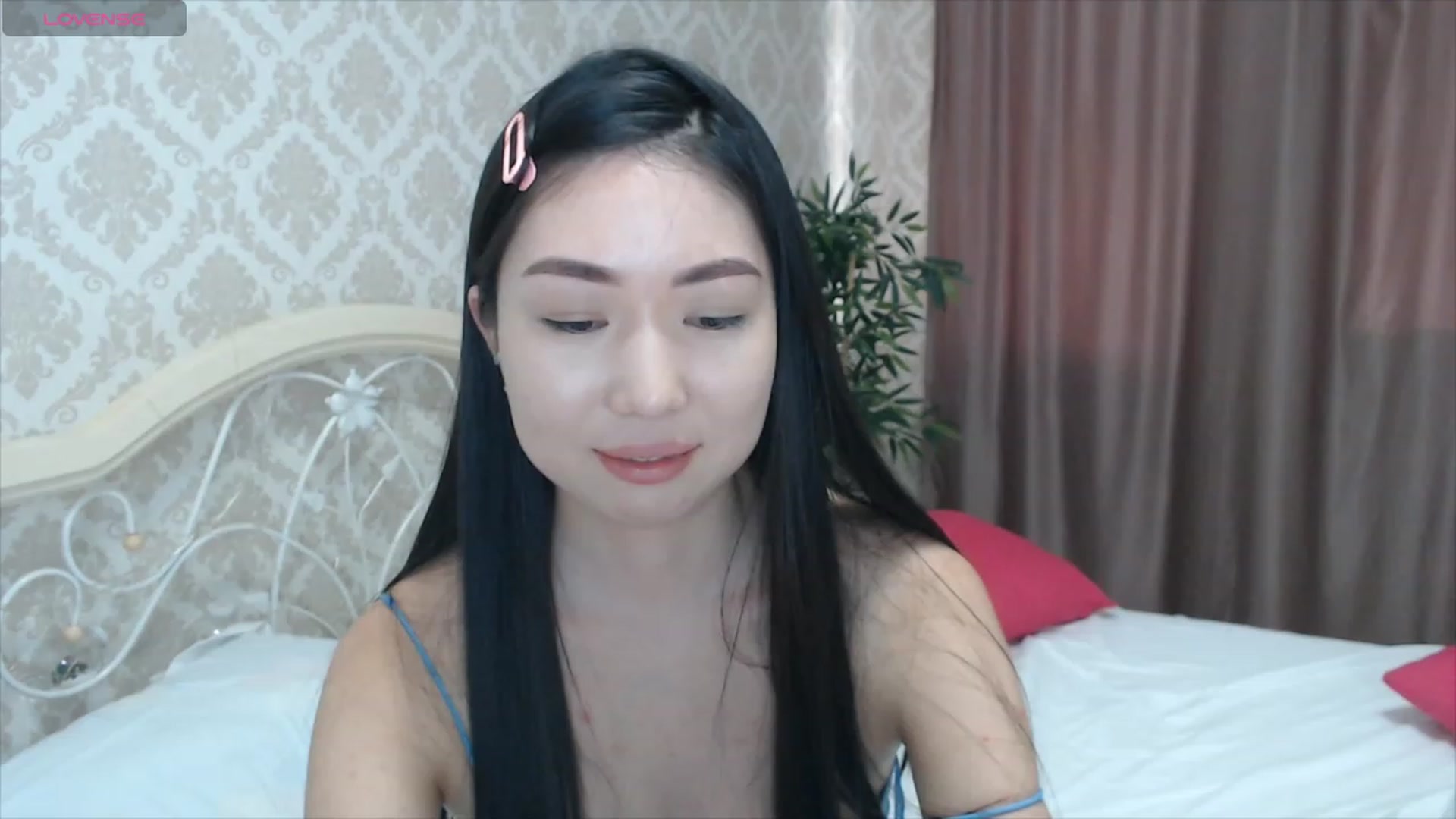 Gallery image thumbnail from blackfoxi's myfreecams stream on, 02/29/2024, 13:39 image 7 of 20