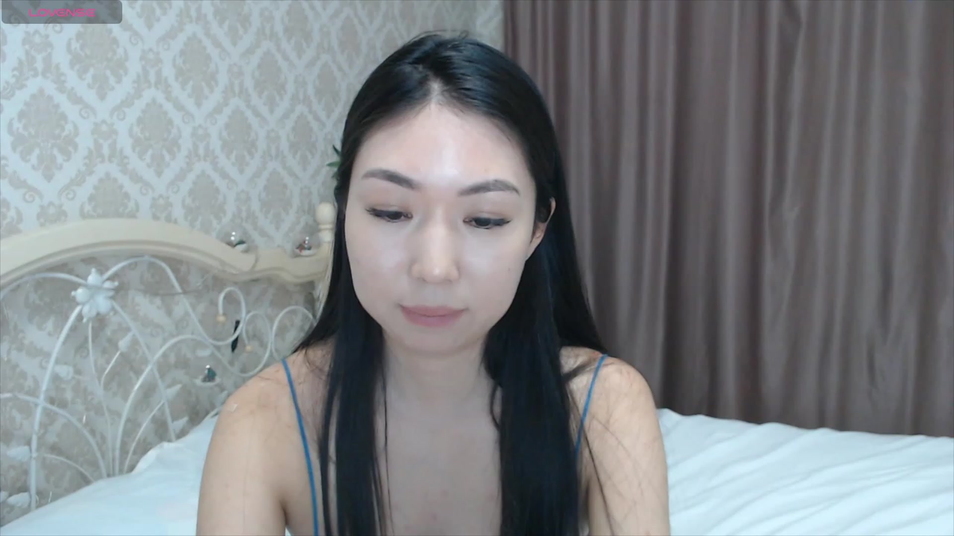 Gallery image thumbnail from blackfoxi's myfreecams stream on, 03/08/2024, 13:02 image 17 of 20