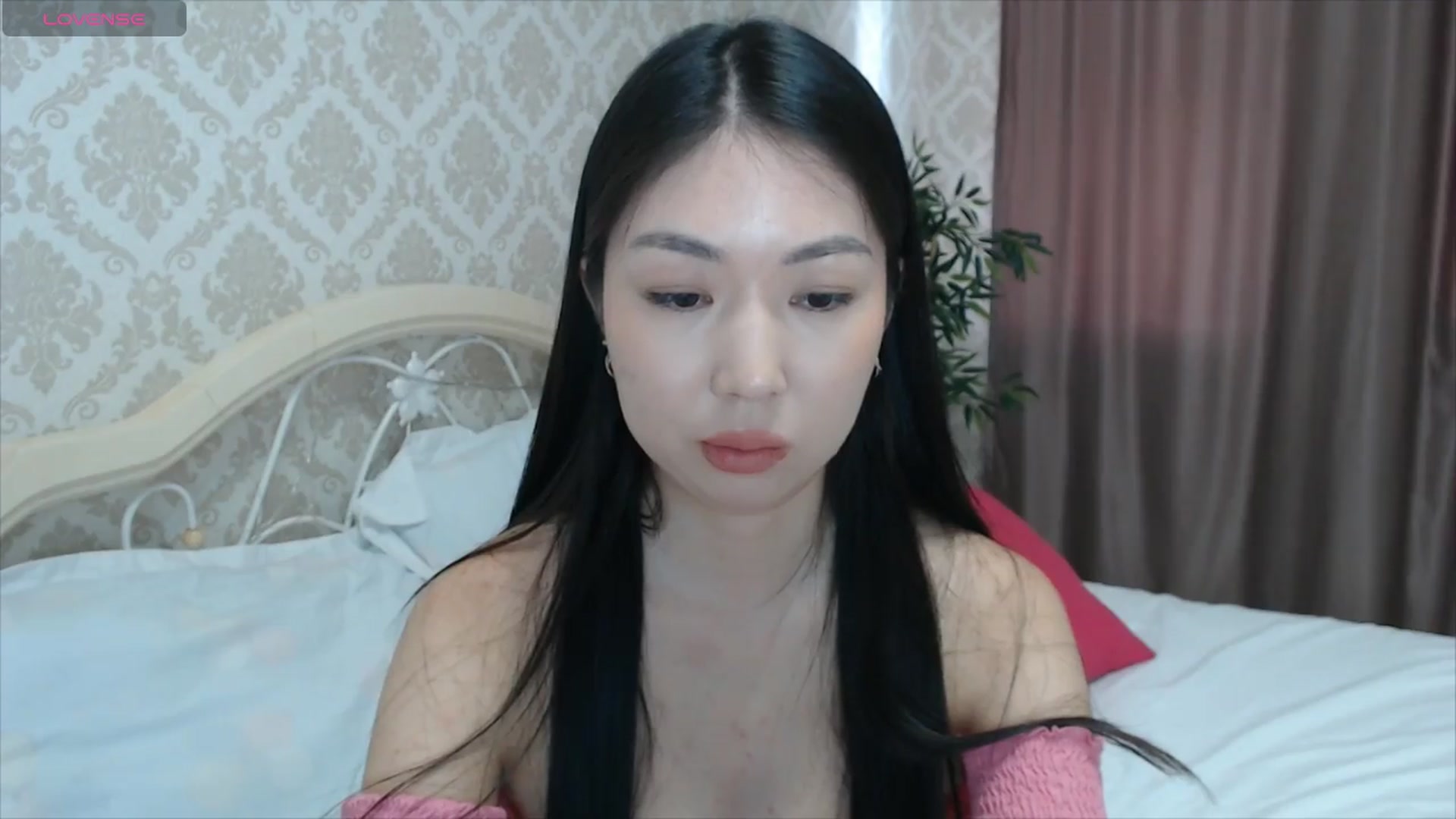 Gallery image thumbnail from blackfoxi's myfreecams stream on, 04/02/2024, 11:36 image 17 of 20
