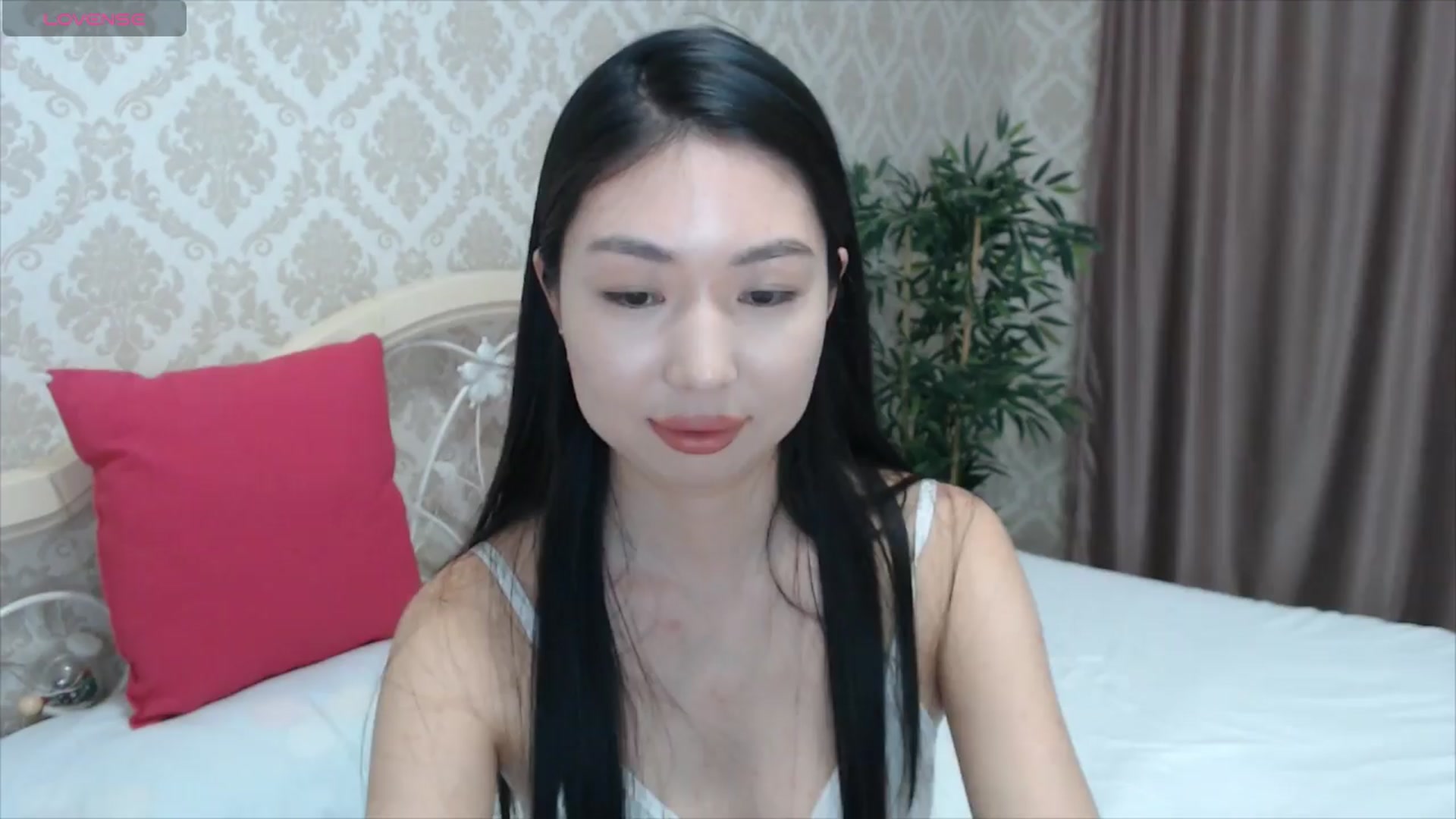 Gallery image thumbnail from blackfoxi's myfreecams stream on, 04/06/2024, 12:13 image 16 of 20