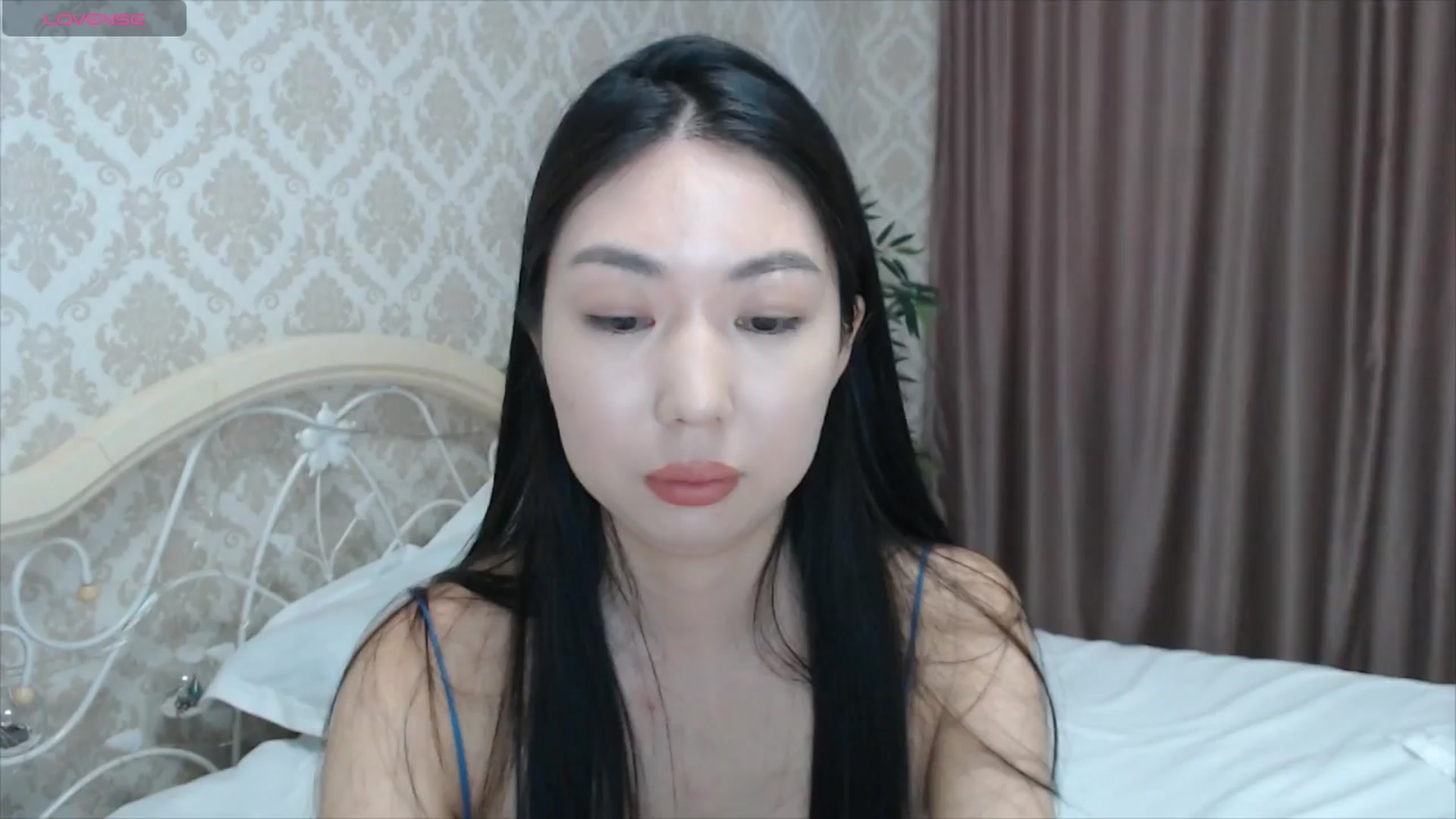 Gallery image thumbnail from blackfoxi's myfreecams stream on, 04/09/2024, 11:27 image 1 of 20