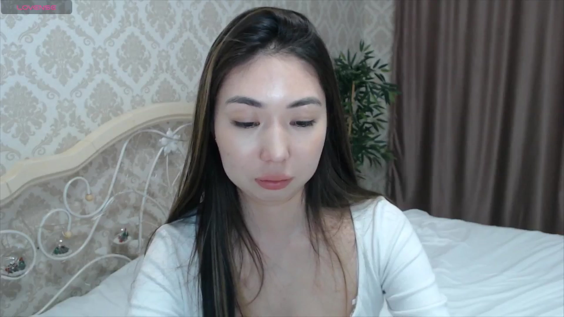 Gallery image thumbnail from blackfoxi's myfreecams stream on, 05/06/2024, 14:09 image 20 of 20