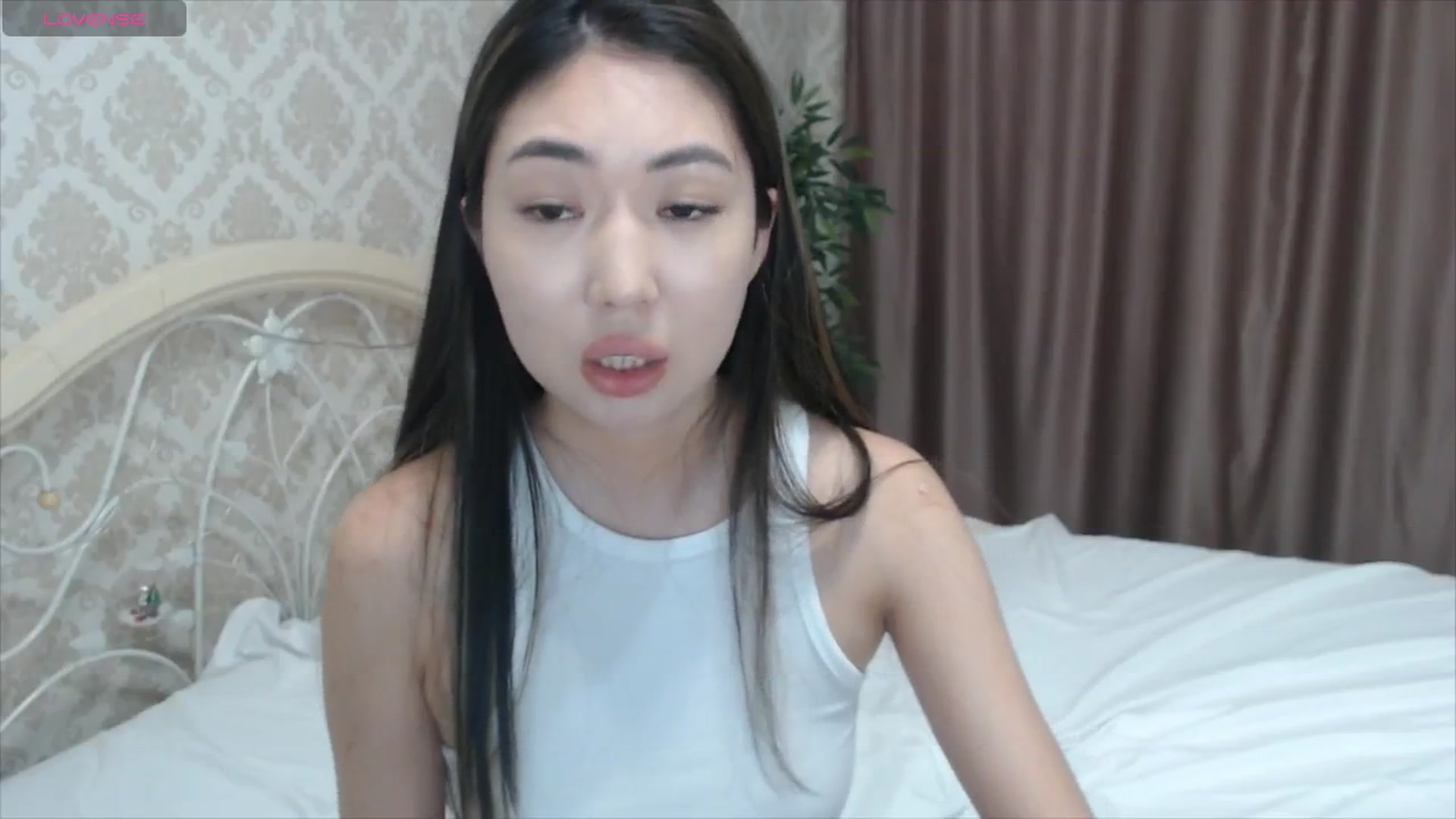 Gallery image thumbnail from blackfoxi's myfreecams stream on, 05/16/2024, 12:57 image 13 of 20